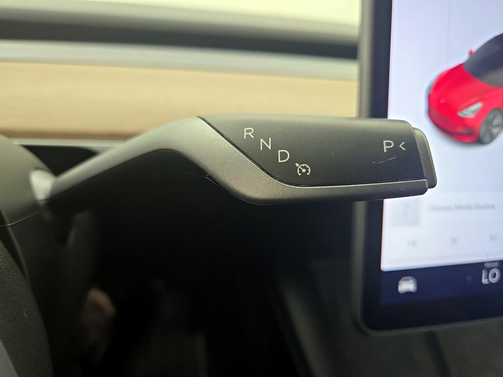 Thumbnail: 2021 Tesla Model 3 - 17