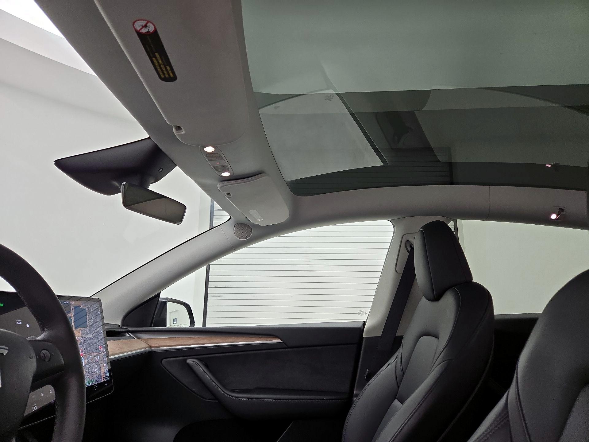 Thumbnail: 2025 Tesla Model Y - 18