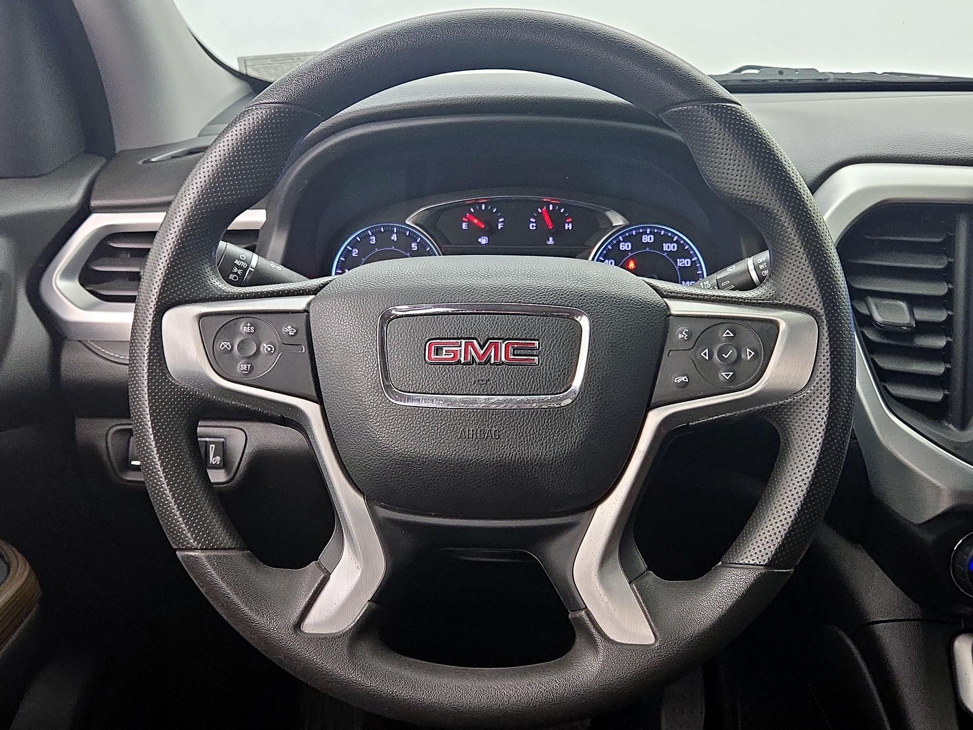 Thumbnail: 2023 GMC Acadia - 10