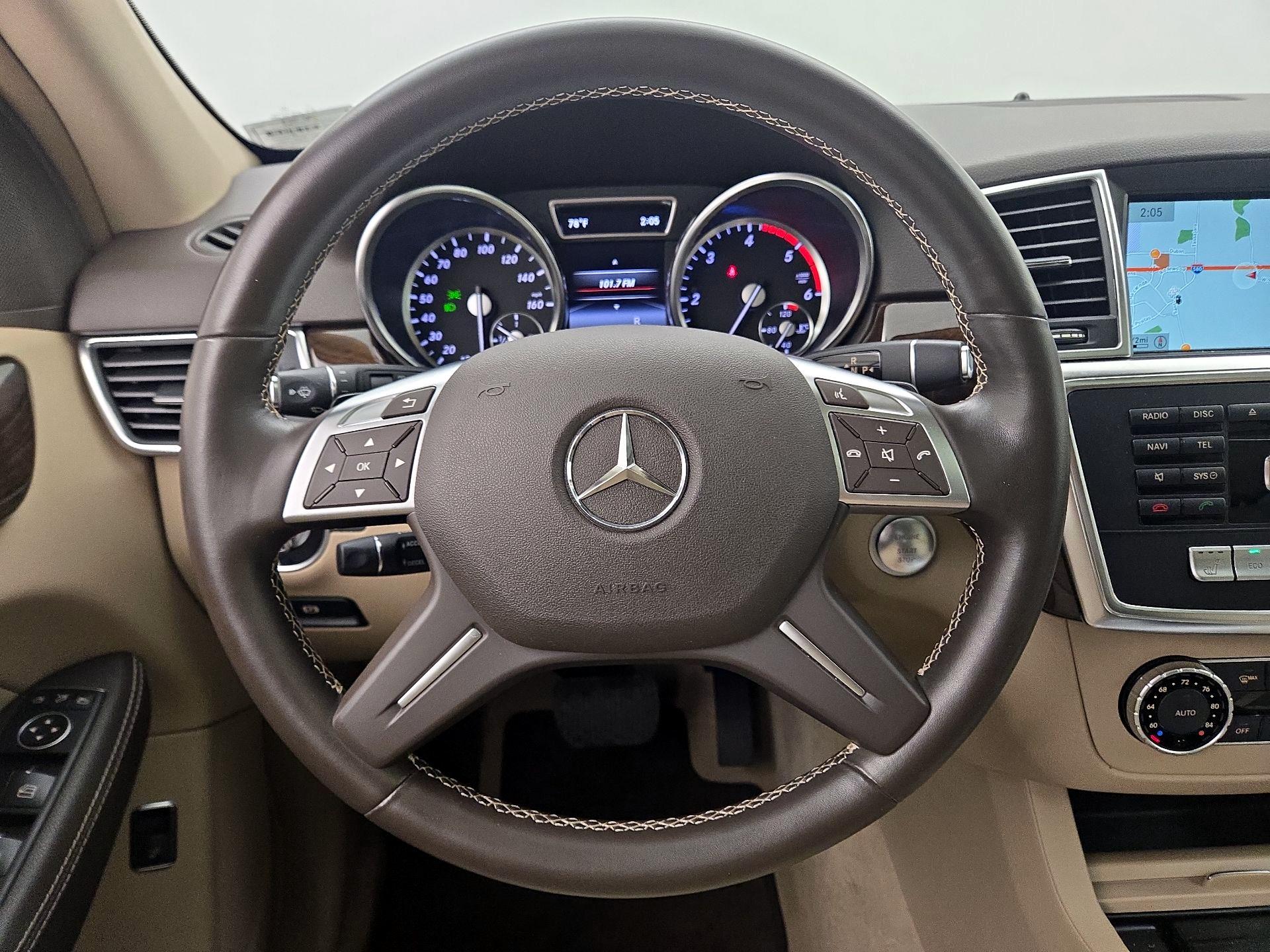 Thumbnail: 2015 Mercedes-Benz M-Class - 10