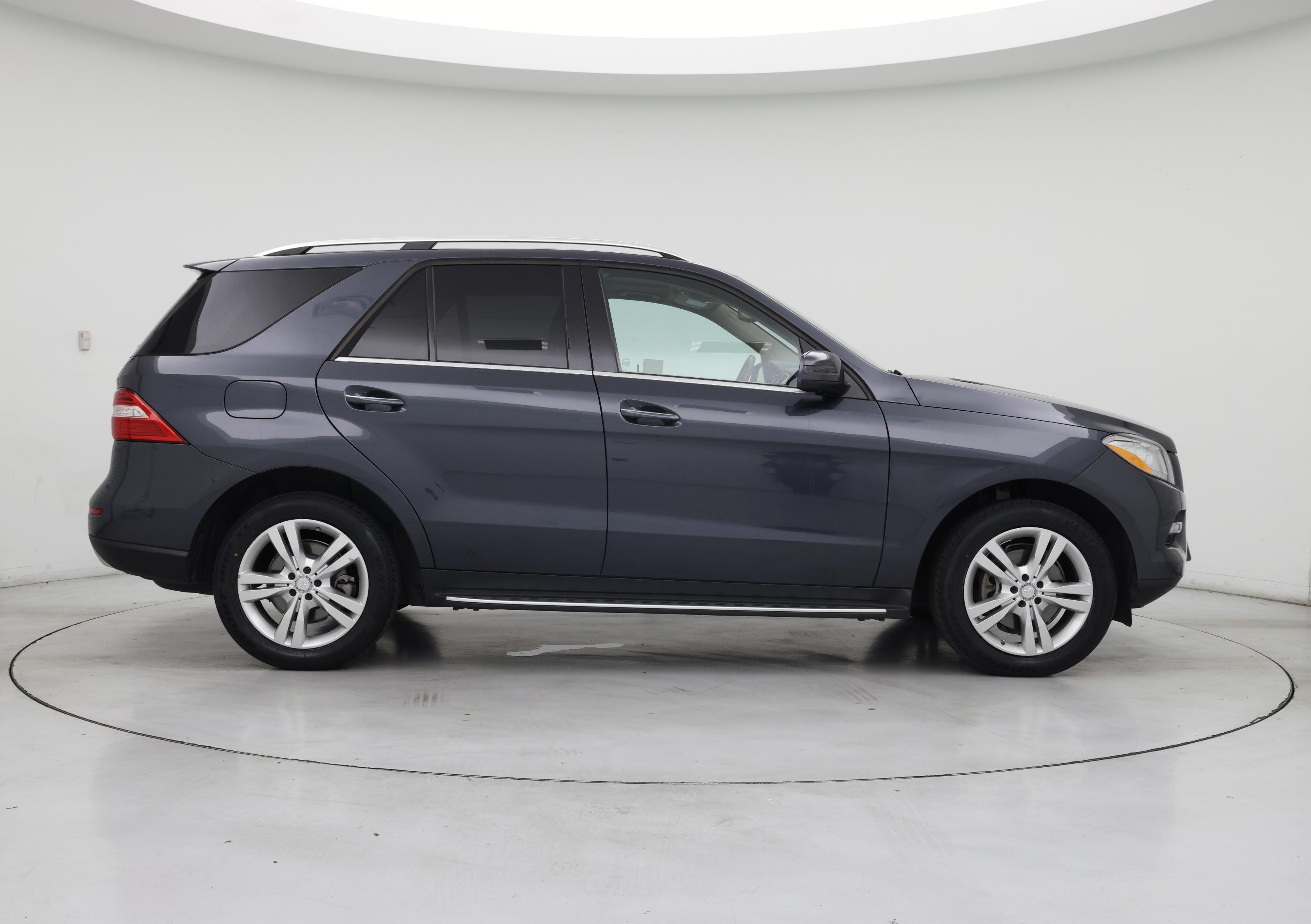 Thumbnail: 2015 Mercedes-Benz M-Class - 7