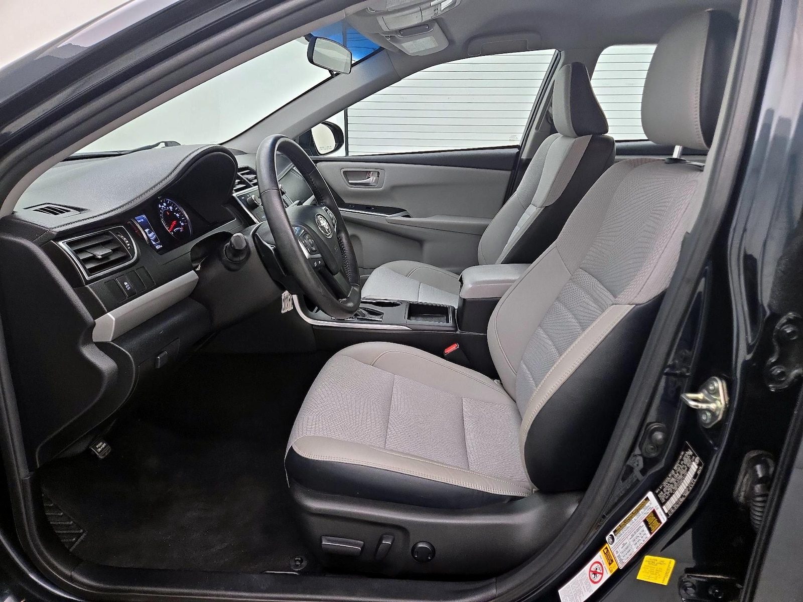 2016 Toyota Camry Special Edition - Photo 12