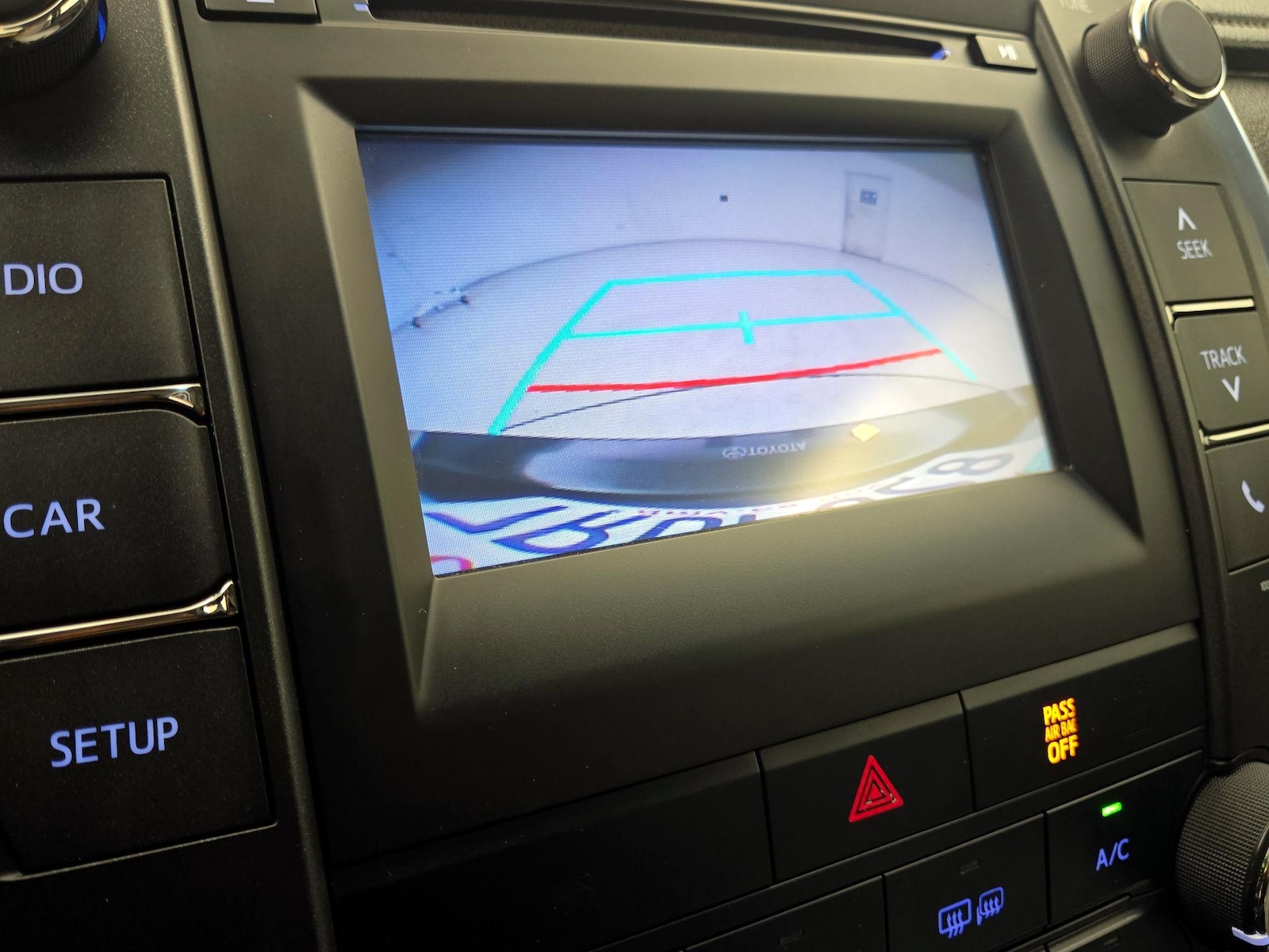 2016 Toyota Camry Special Edition - Photo 15