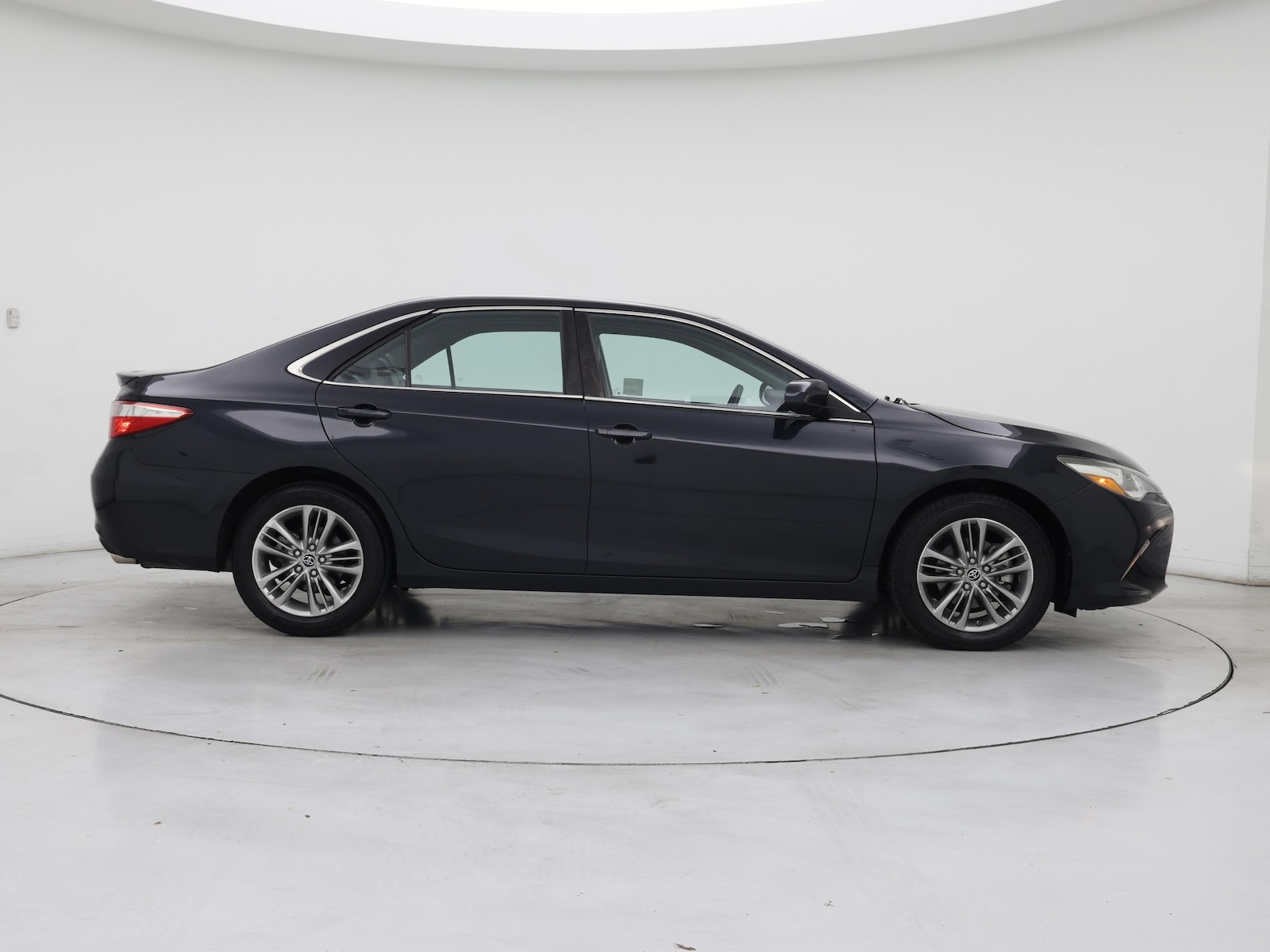 2016 Toyota Camry Special Edition - Photo 8