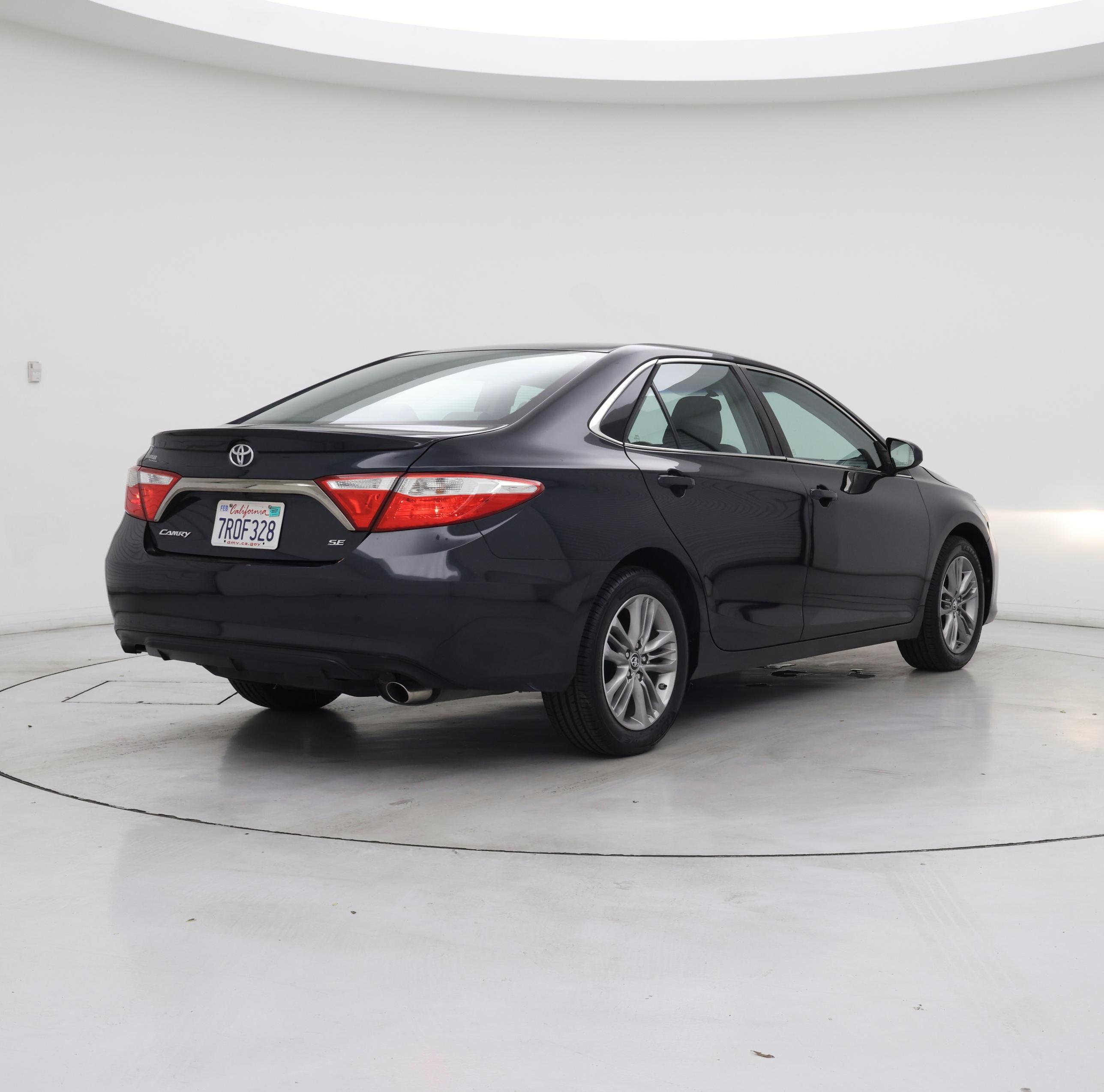Thumbnail: 2016 Toyota Camry - 8
