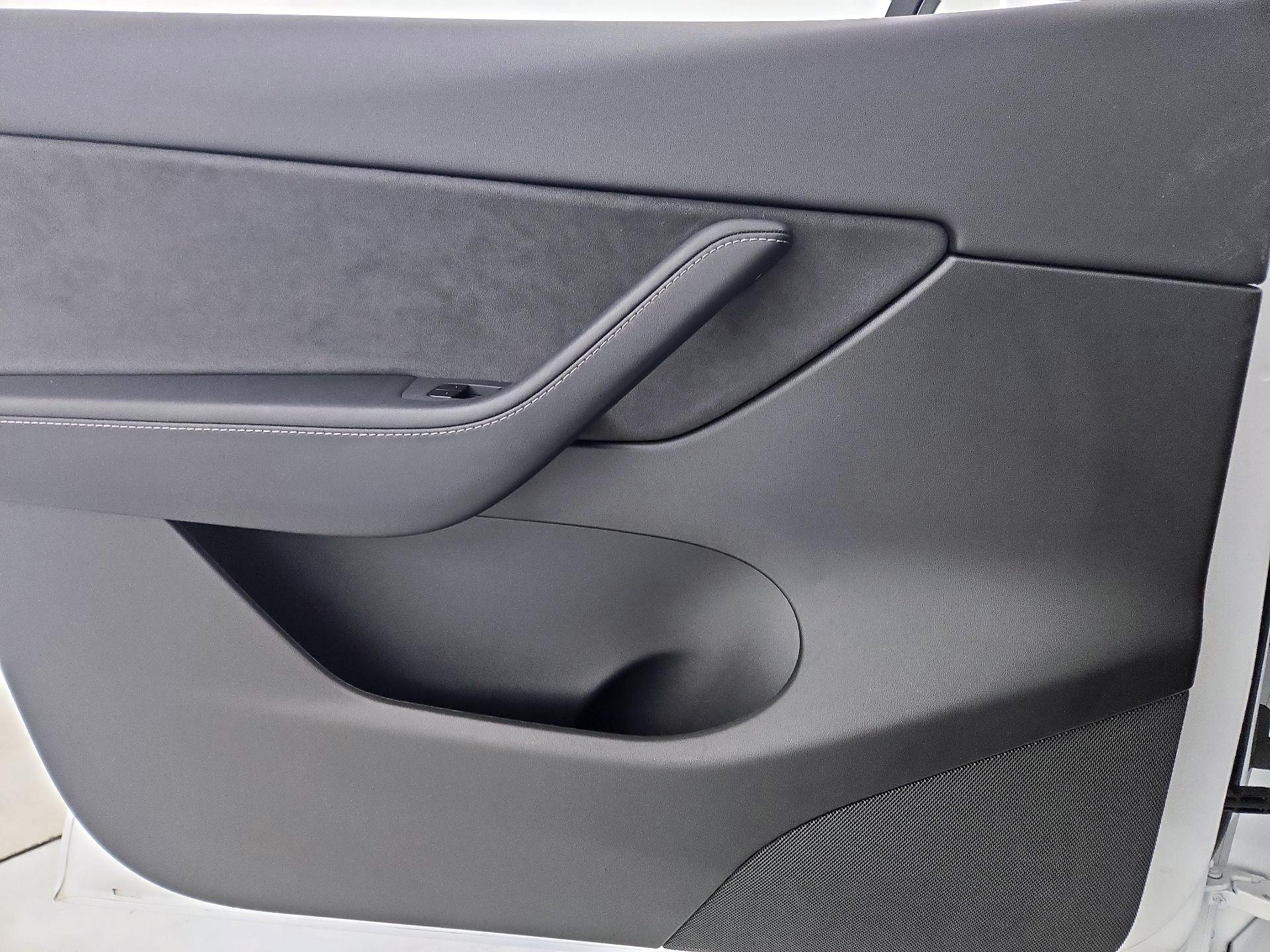 Thumbnail: 2021 Tesla Model Y - 12