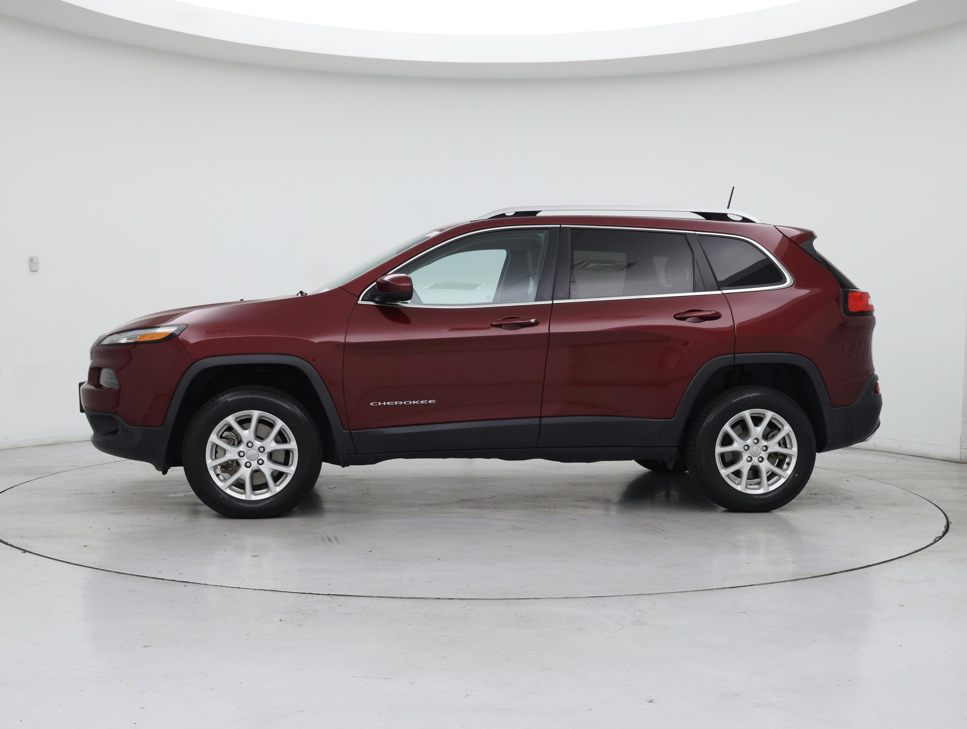 Thumbnail: 2018 Jeep Cherokee - 3