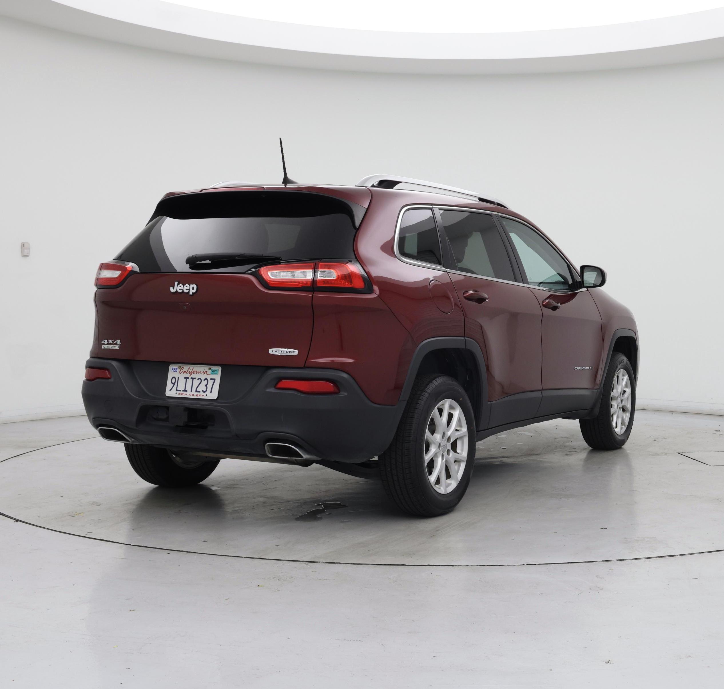 Thumbnail: 2018 Jeep Cherokee - 8