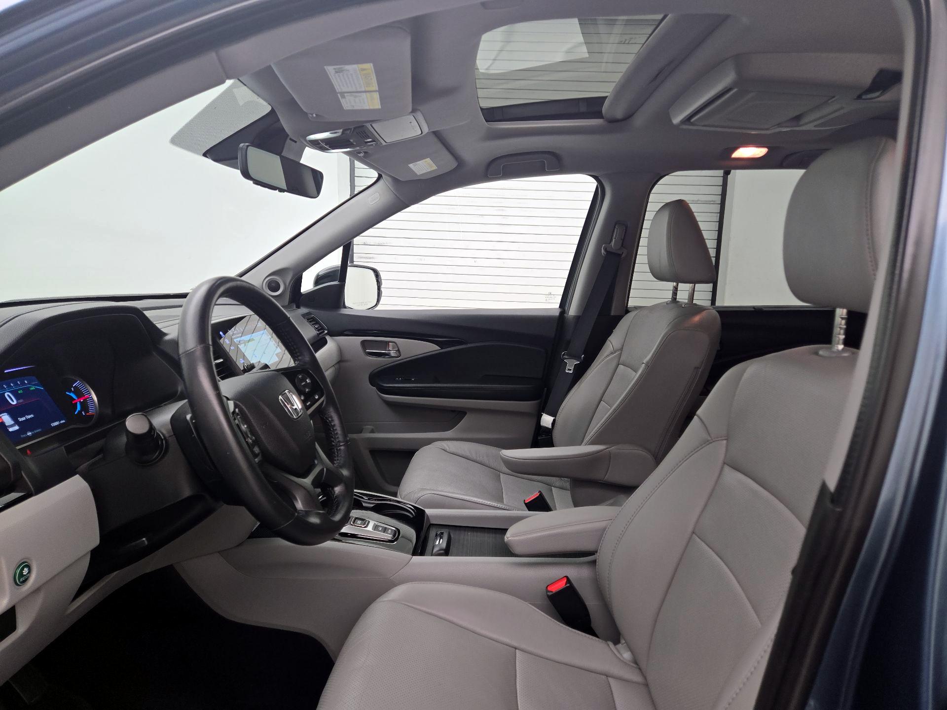 Thumbnail: 2020 Honda Pilot - 20