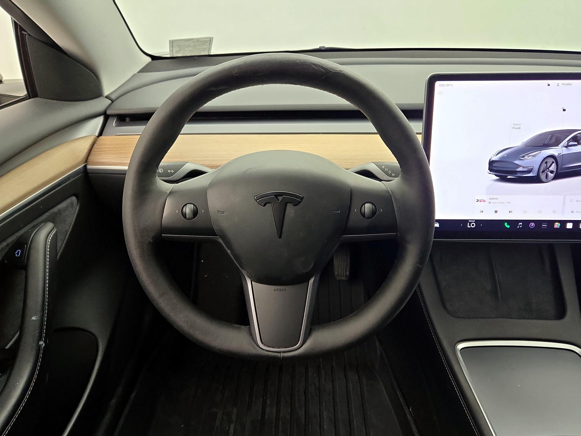 Thumbnail: 2023 Tesla Model 3 - 10