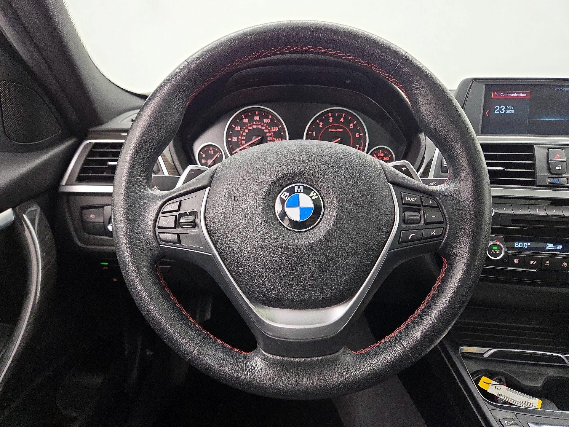 Thumbnail: 2018 BMW 3 Series - 10