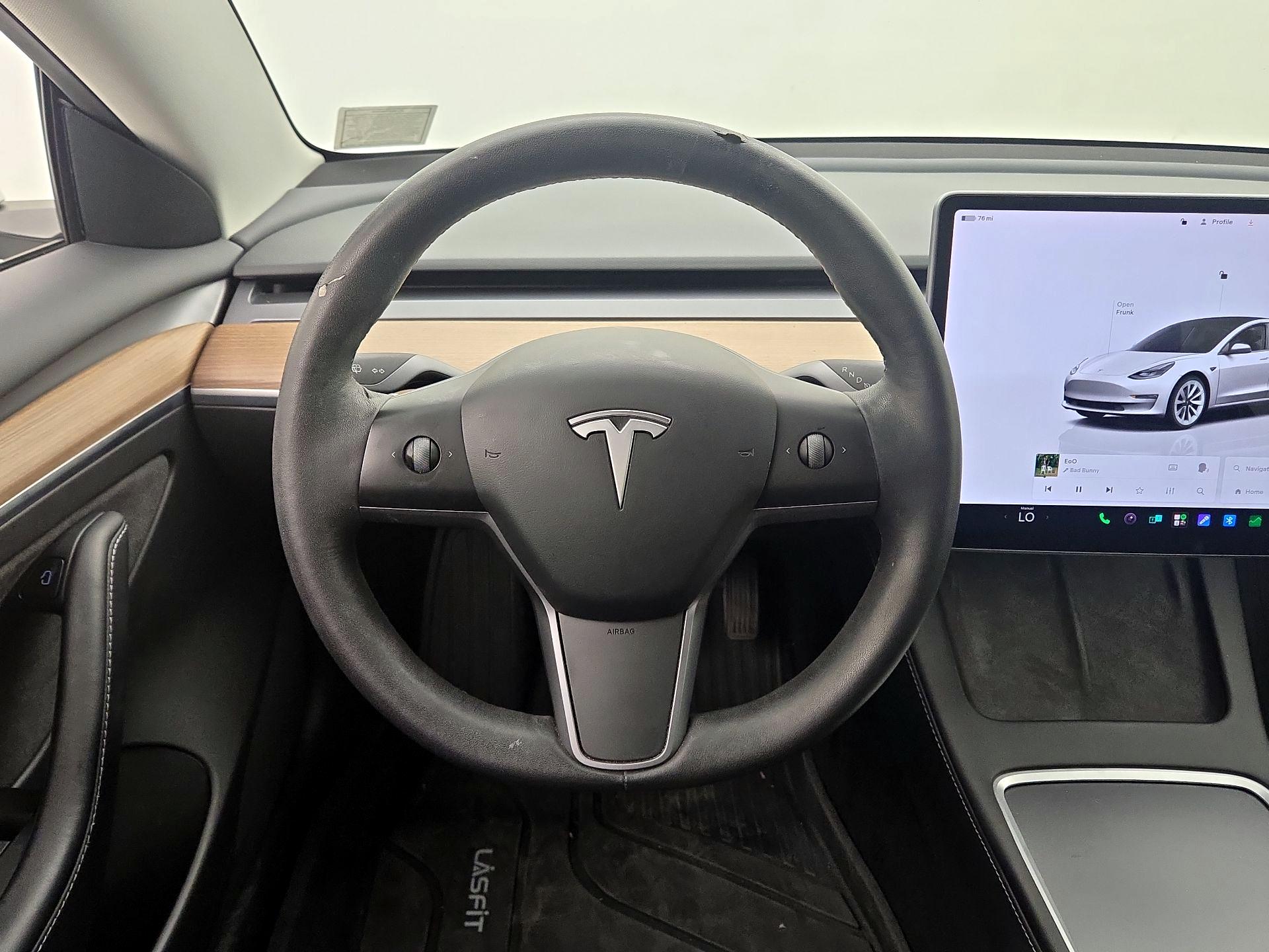 Thumbnail: 2022 Tesla Model 3 - 10