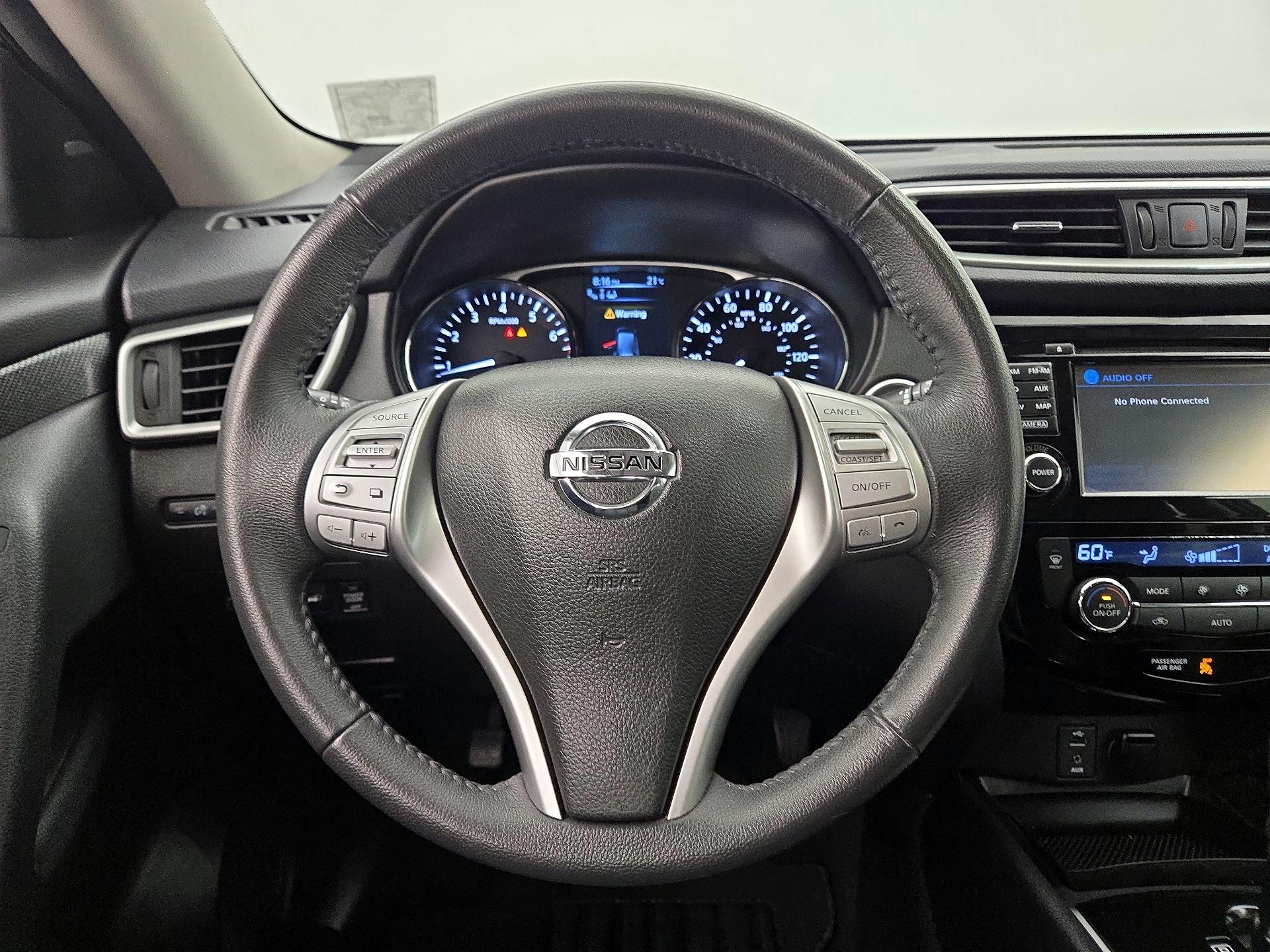 Thumbnail: 2015 Nissan Rogue - 10