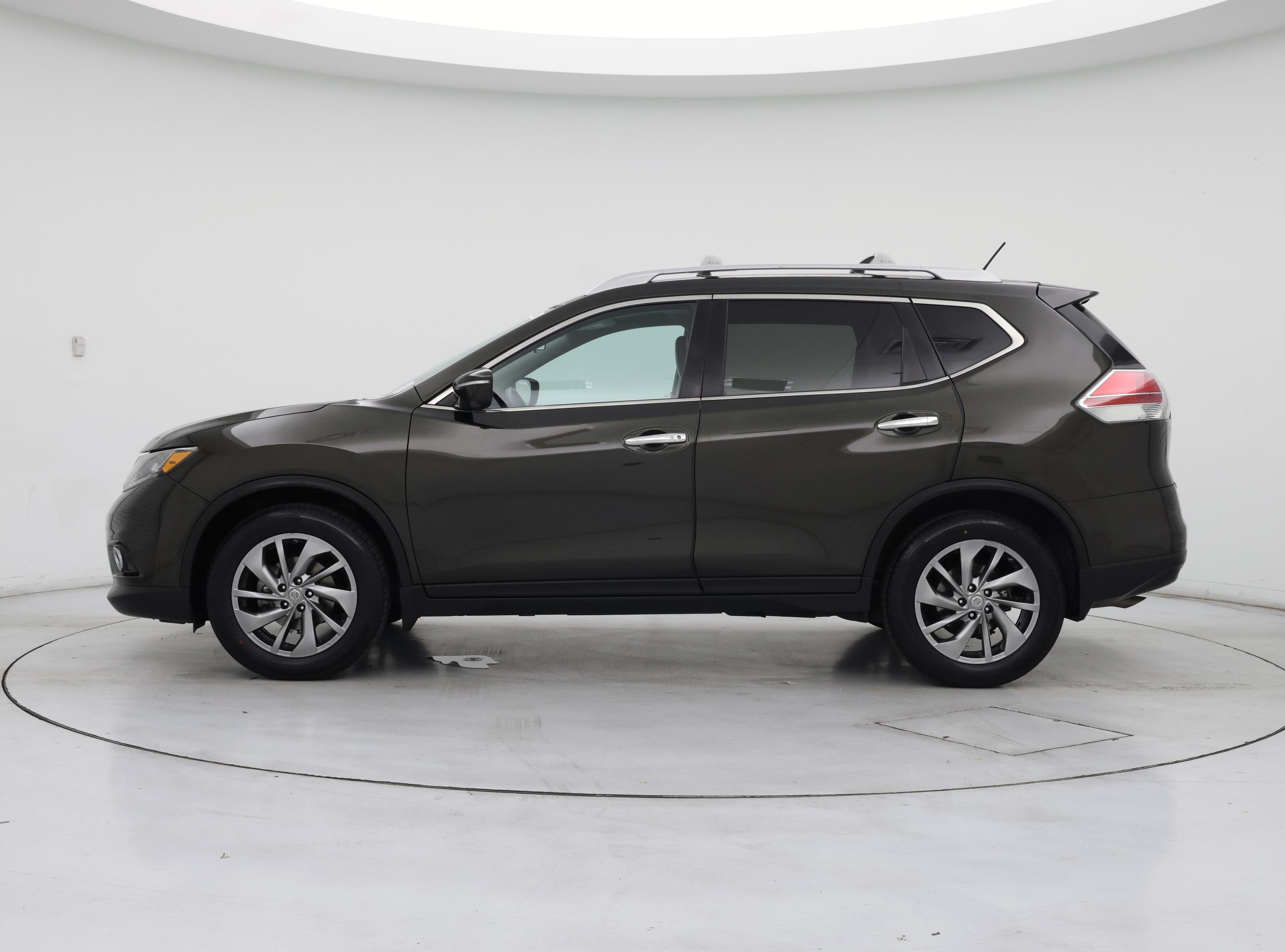 Thumbnail: 2015 Nissan Rogue - 3
