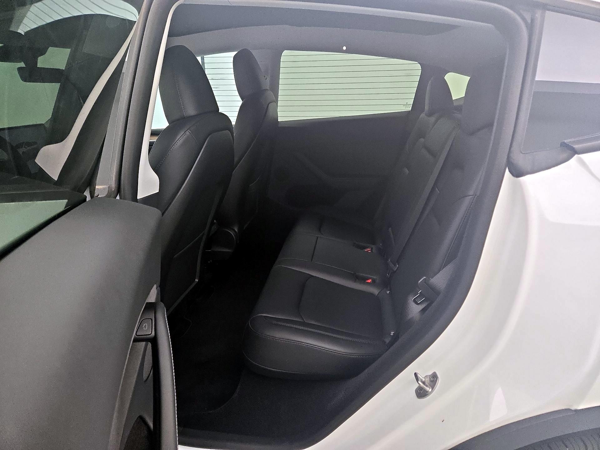 Thumbnail: 2023 Tesla Model Y - 18