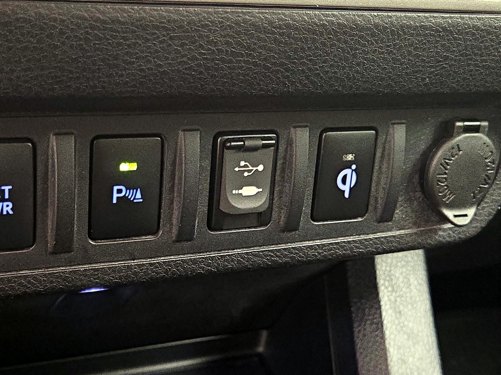 2017 Toyota Tacoma Limited - Photo 19