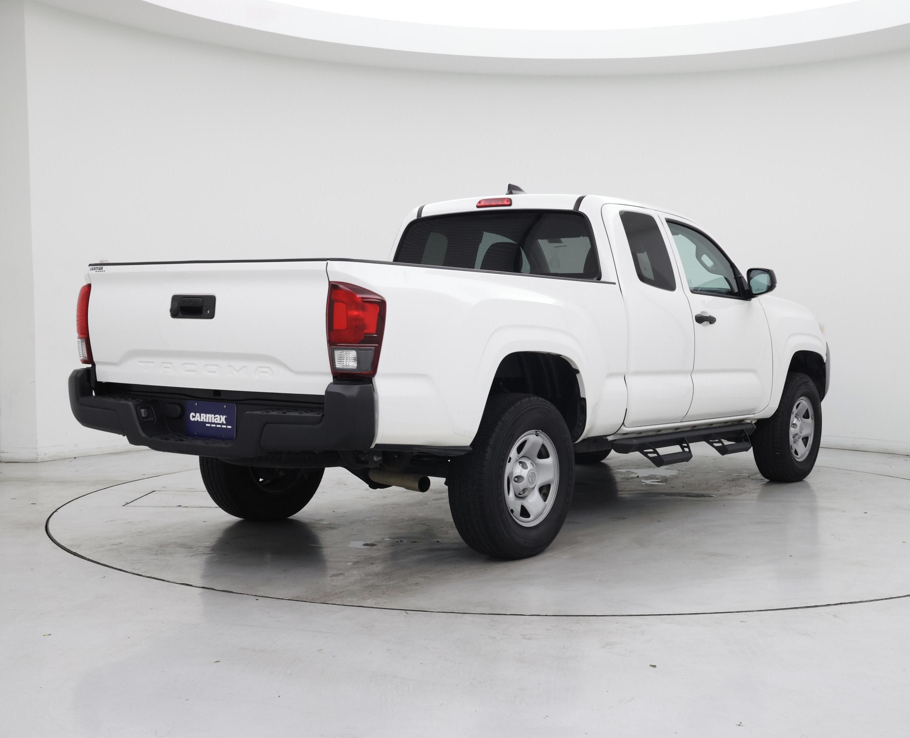 Thumbnail: 2023 Toyota Tacoma - 8