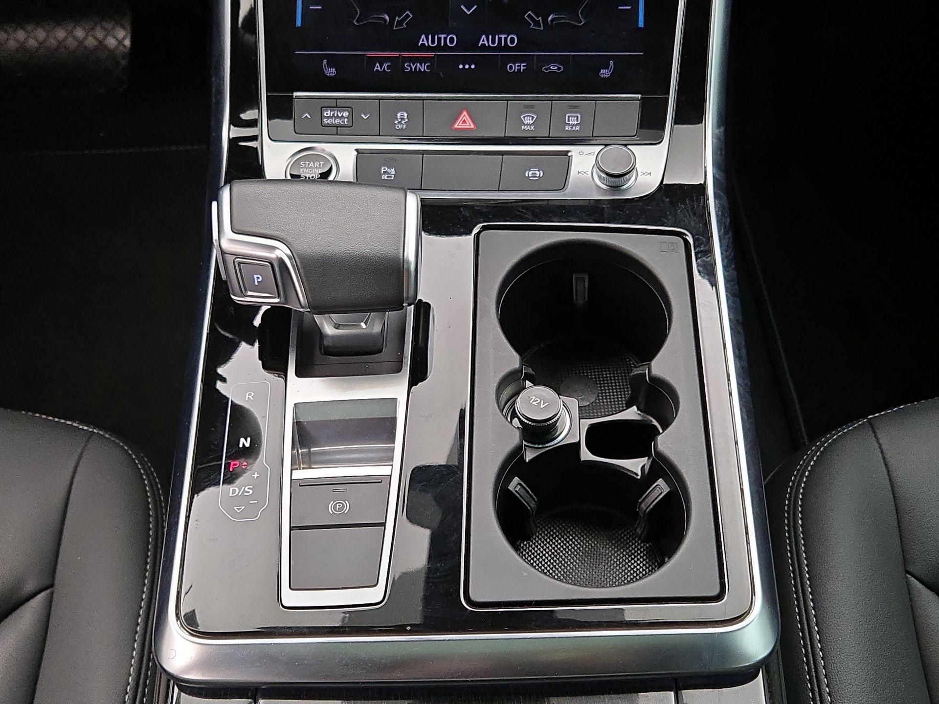 Thumbnail: 2025 Audi Q7 - 17