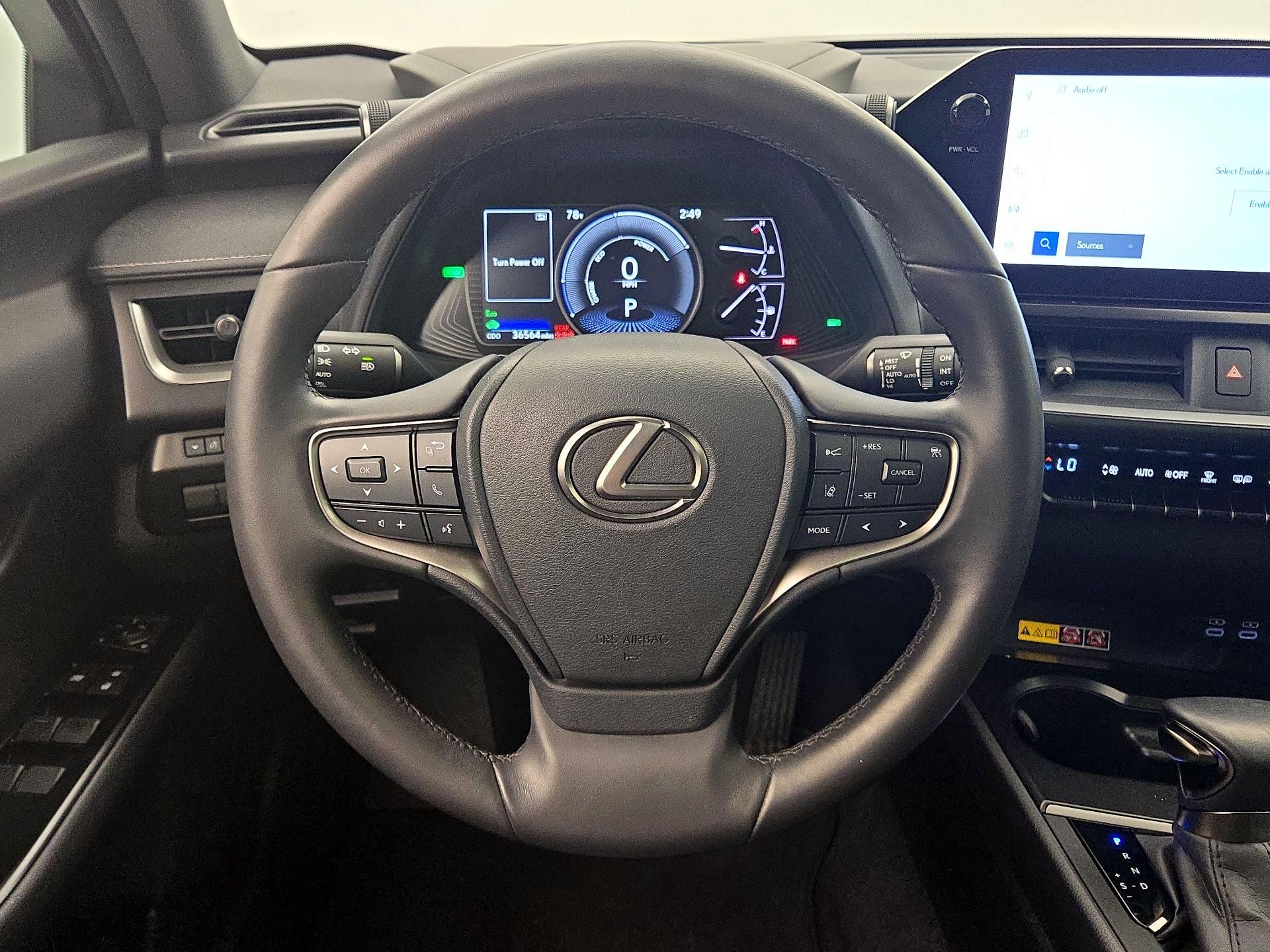 Thumbnail: 2024 Lexus UX - 10