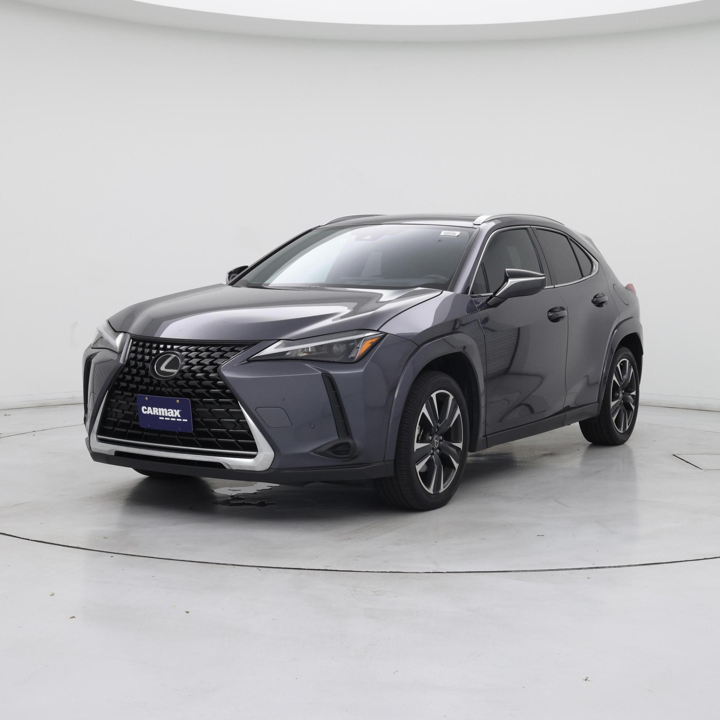 Thumbnail: 2024 Lexus UX - 4