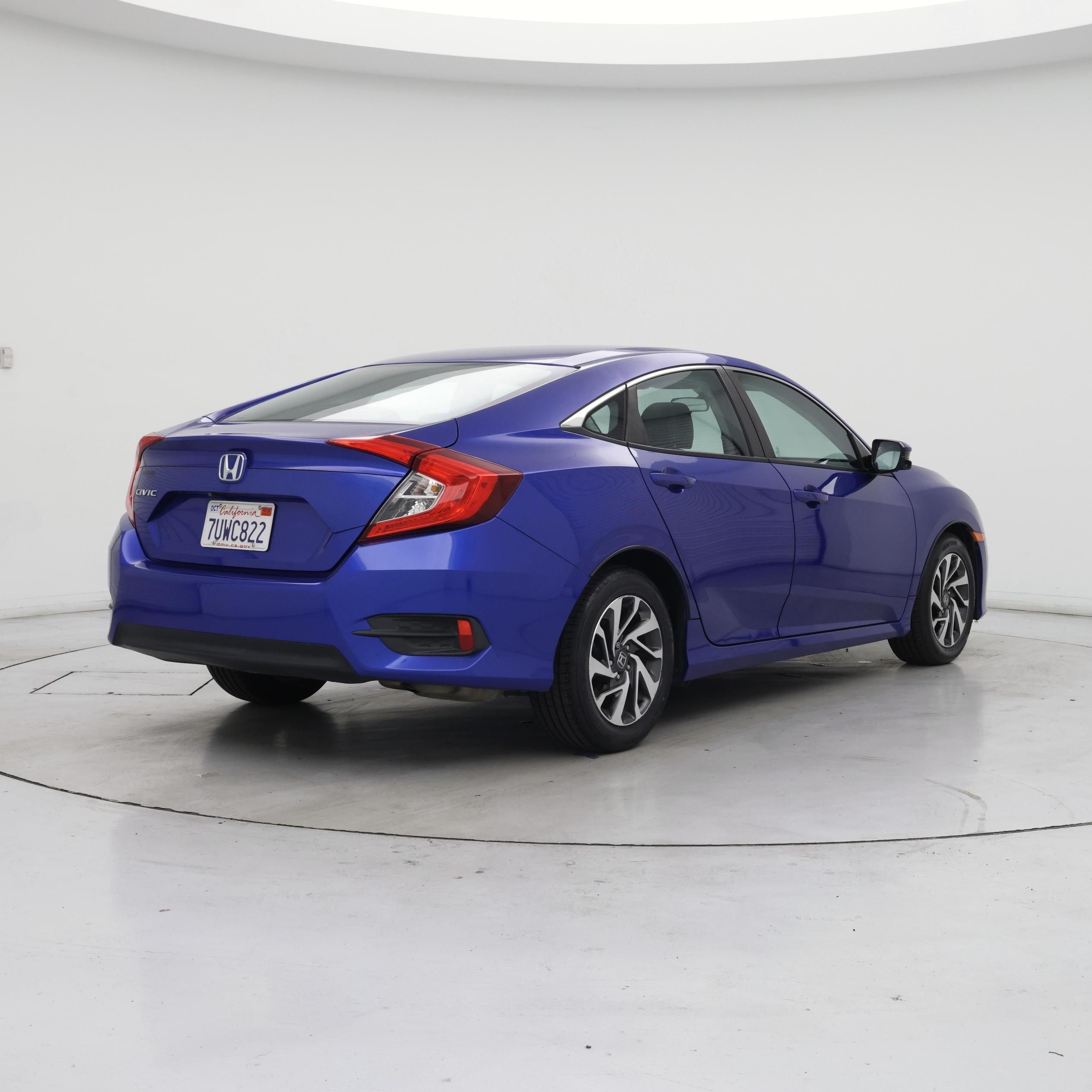 Thumbnail: 2016 Honda Civic - 8