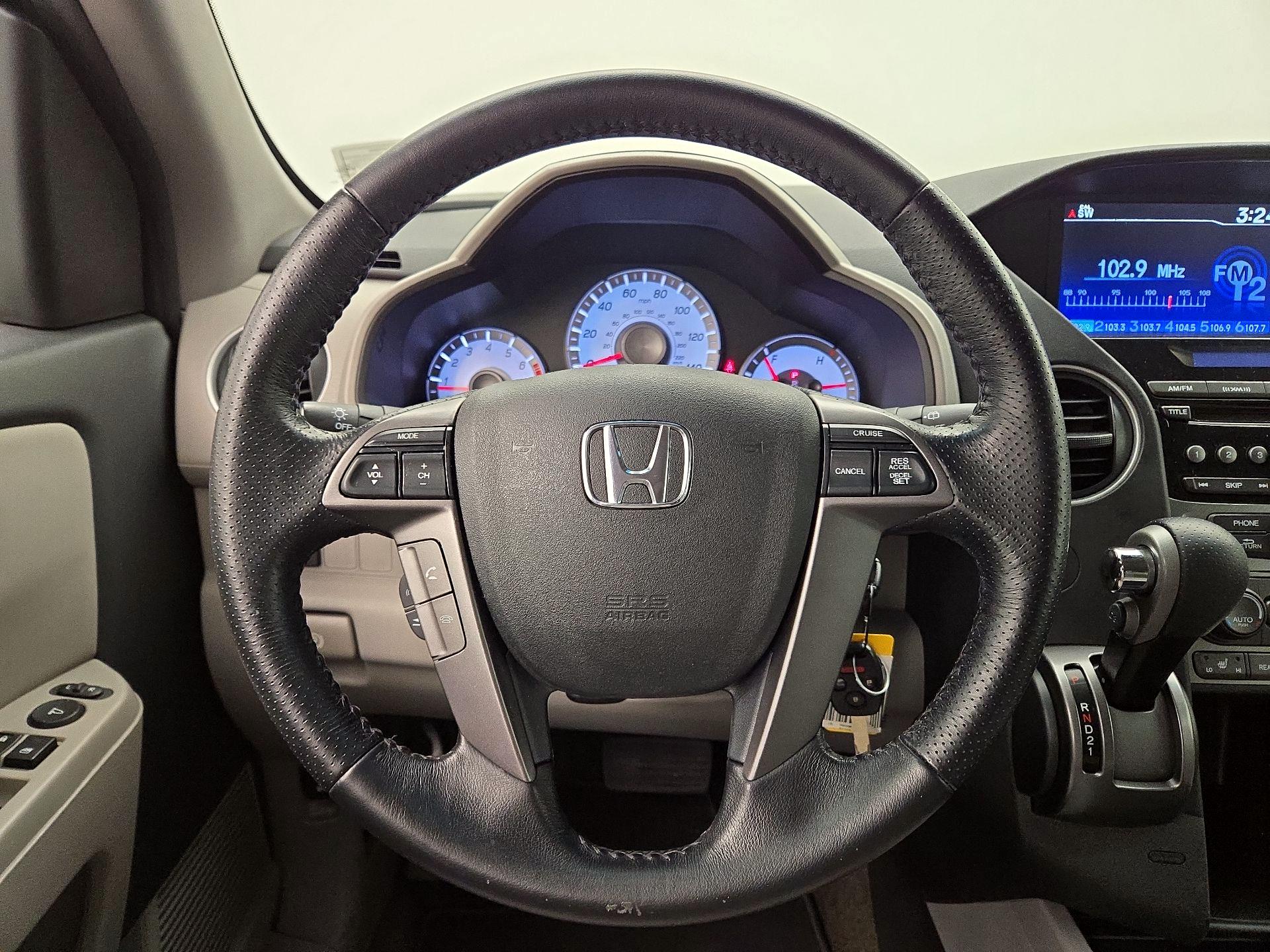 Thumbnail: 2015 Honda Pilot - 10