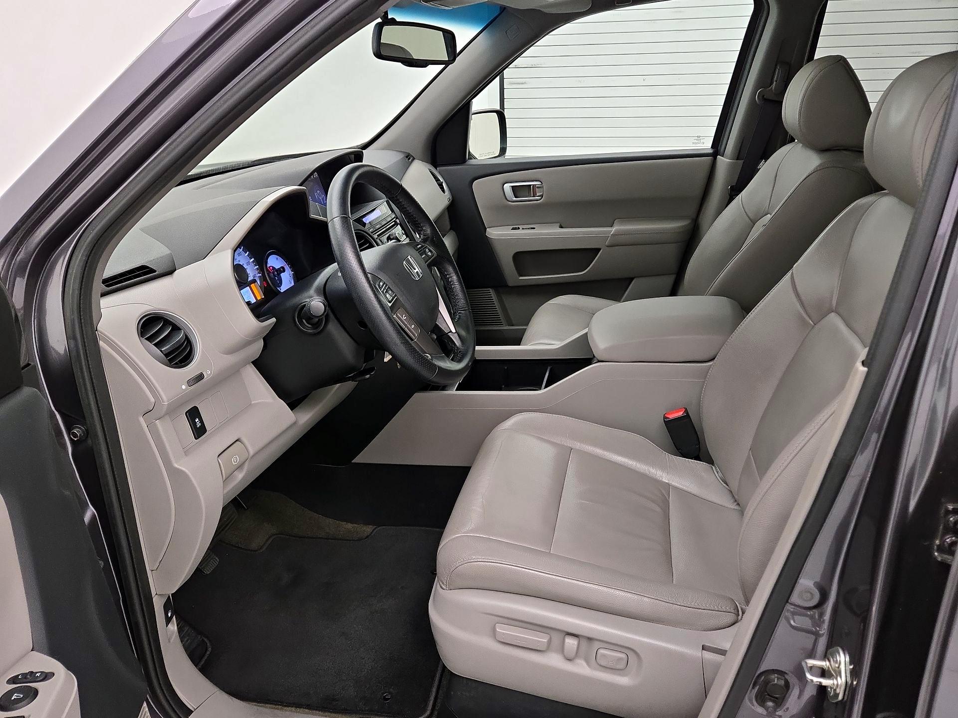Thumbnail: 2015 Honda Pilot - 11