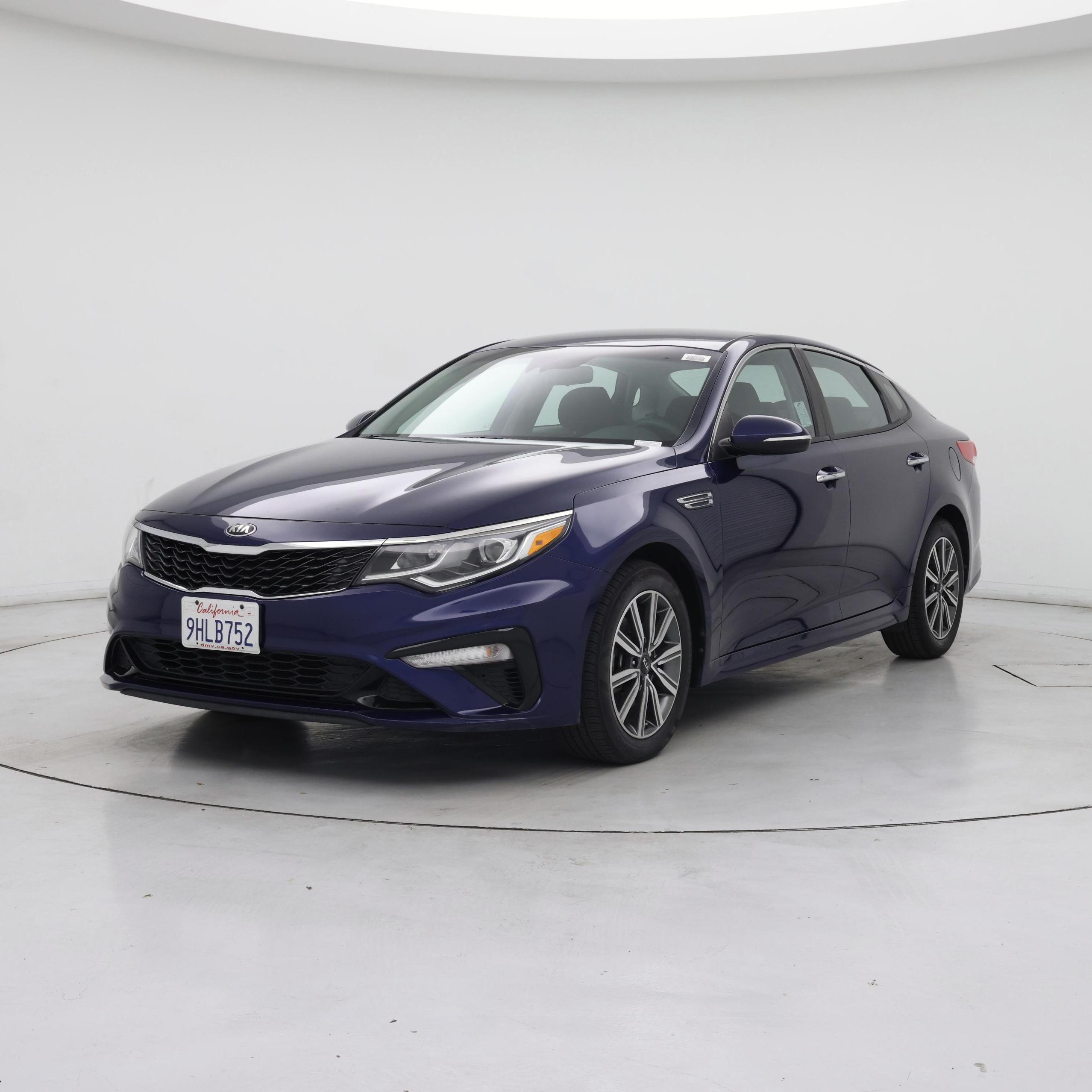 Thumbnail: 2019 Kia Optima - 4