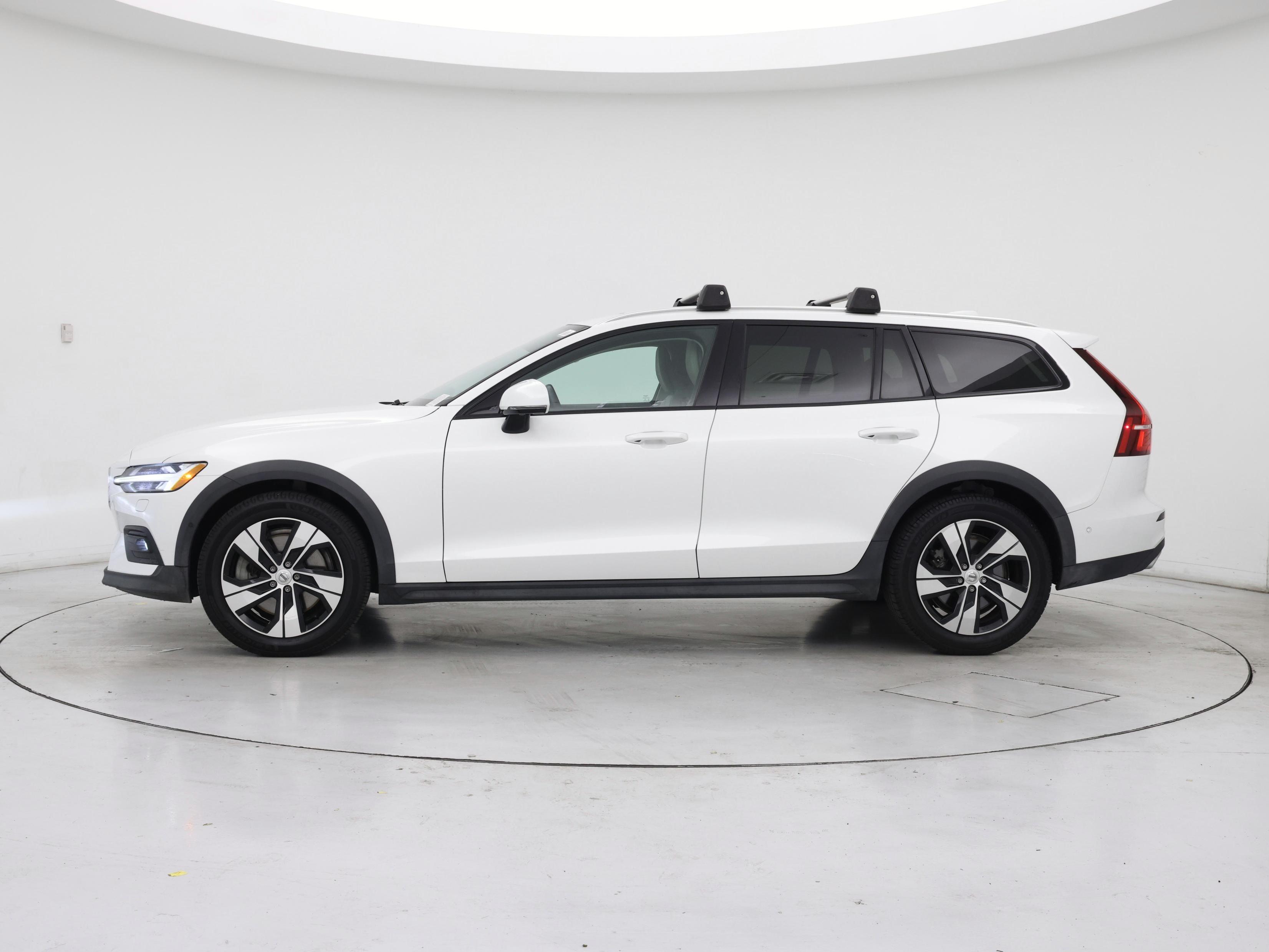 Thumbnail: 2020 Volvo S60 - 3