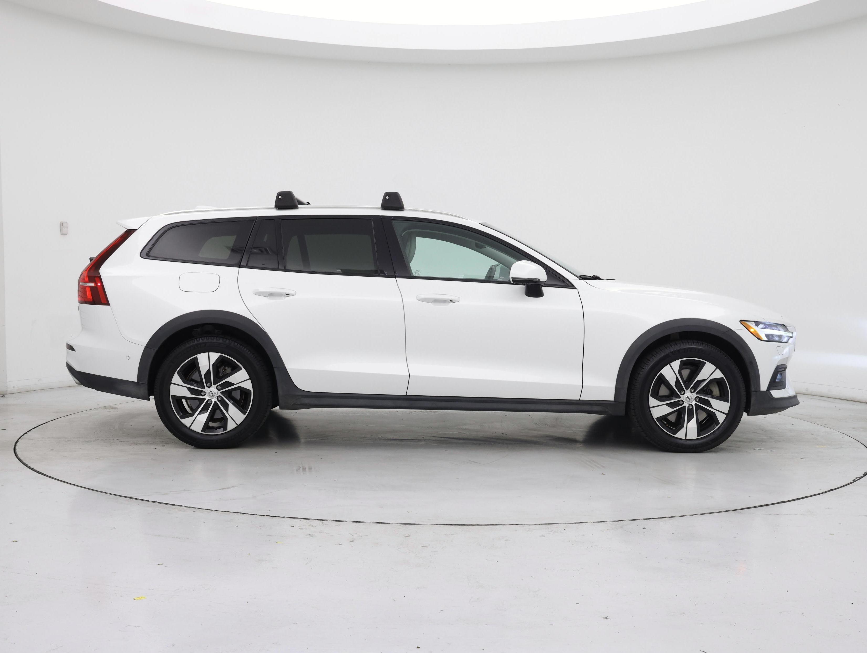 Thumbnail: 2020 Volvo S60 - 7