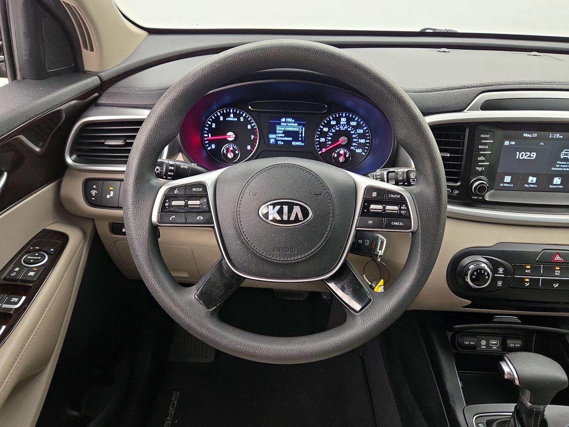 Thumbnail: 2019 Kia Sorento - 10