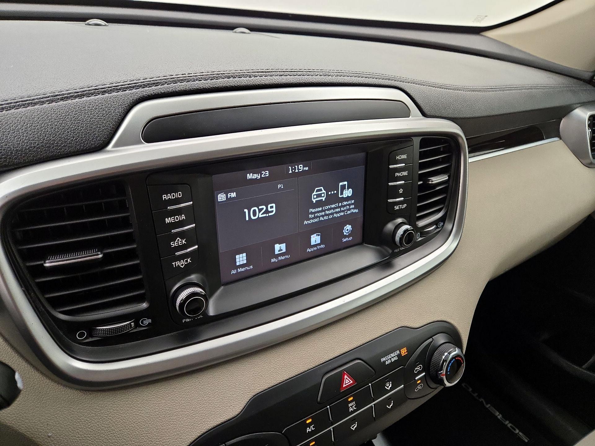 Thumbnail: 2019 Kia Sorento - 15