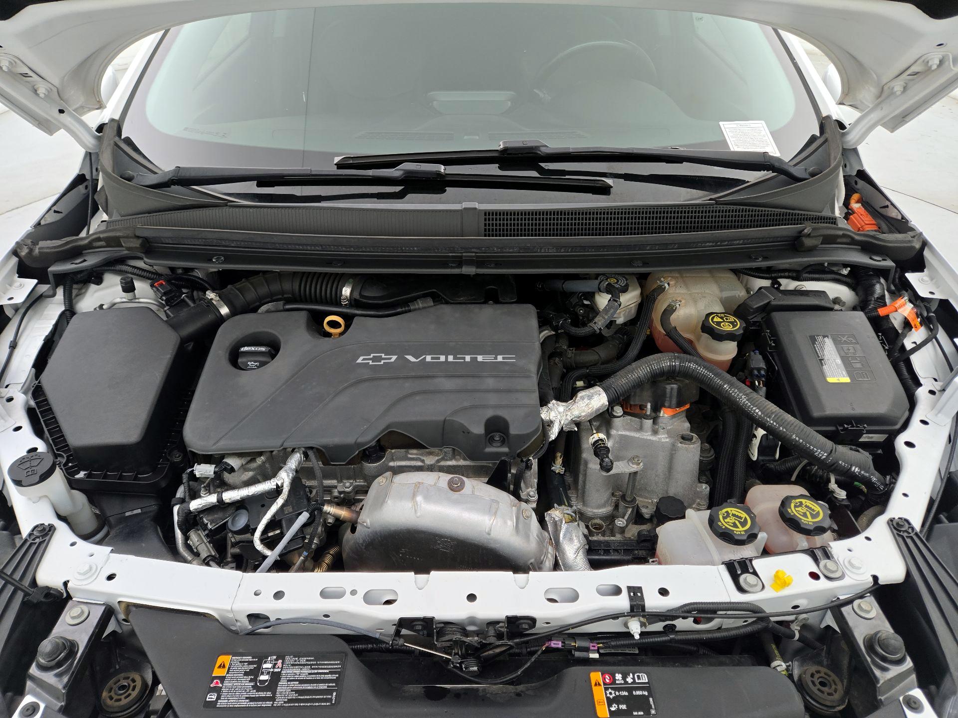 Thumbnail: 2016 Chevrolet Volt - 20
