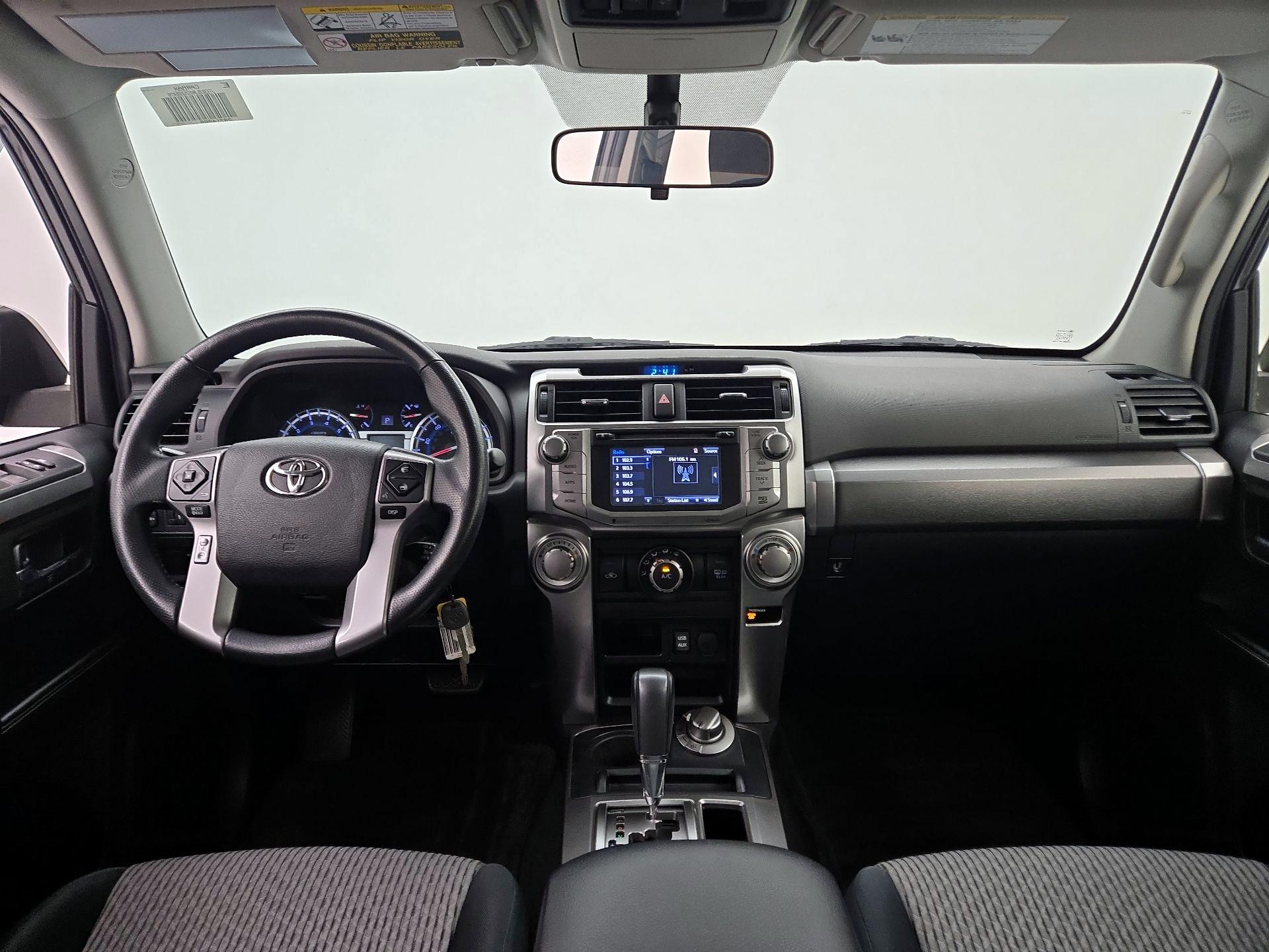Thumbnail: 2016 Toyota 4Runner - 9