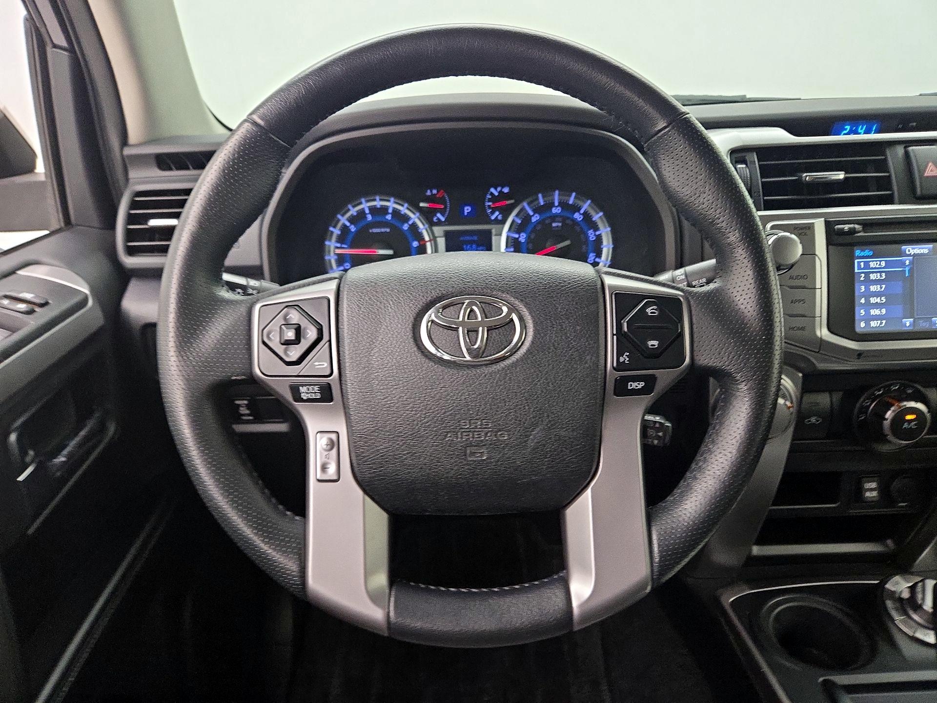Thumbnail: 2016 Toyota 4Runner - 10