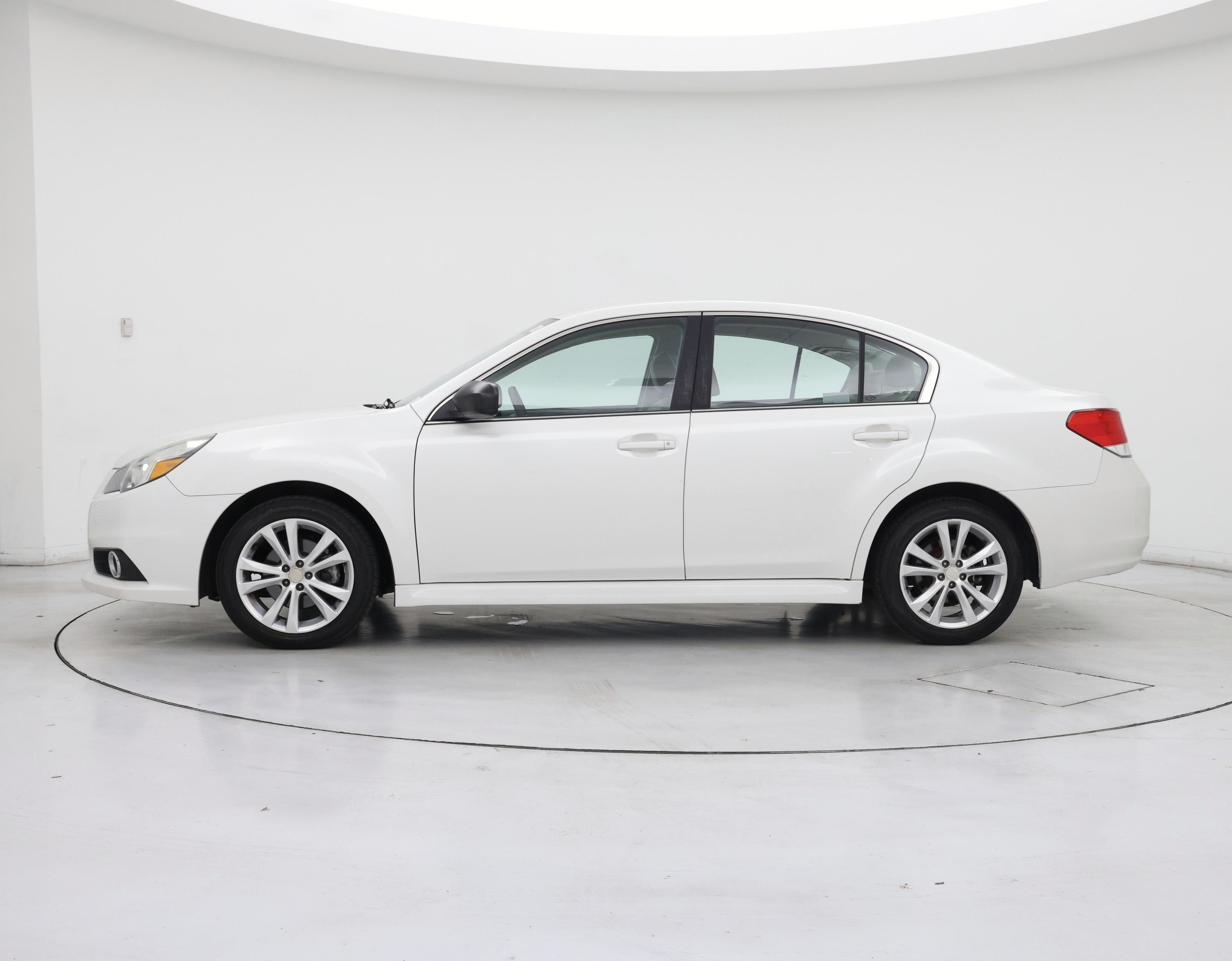 Thumbnail: 2014 Subaru Legacy - 3