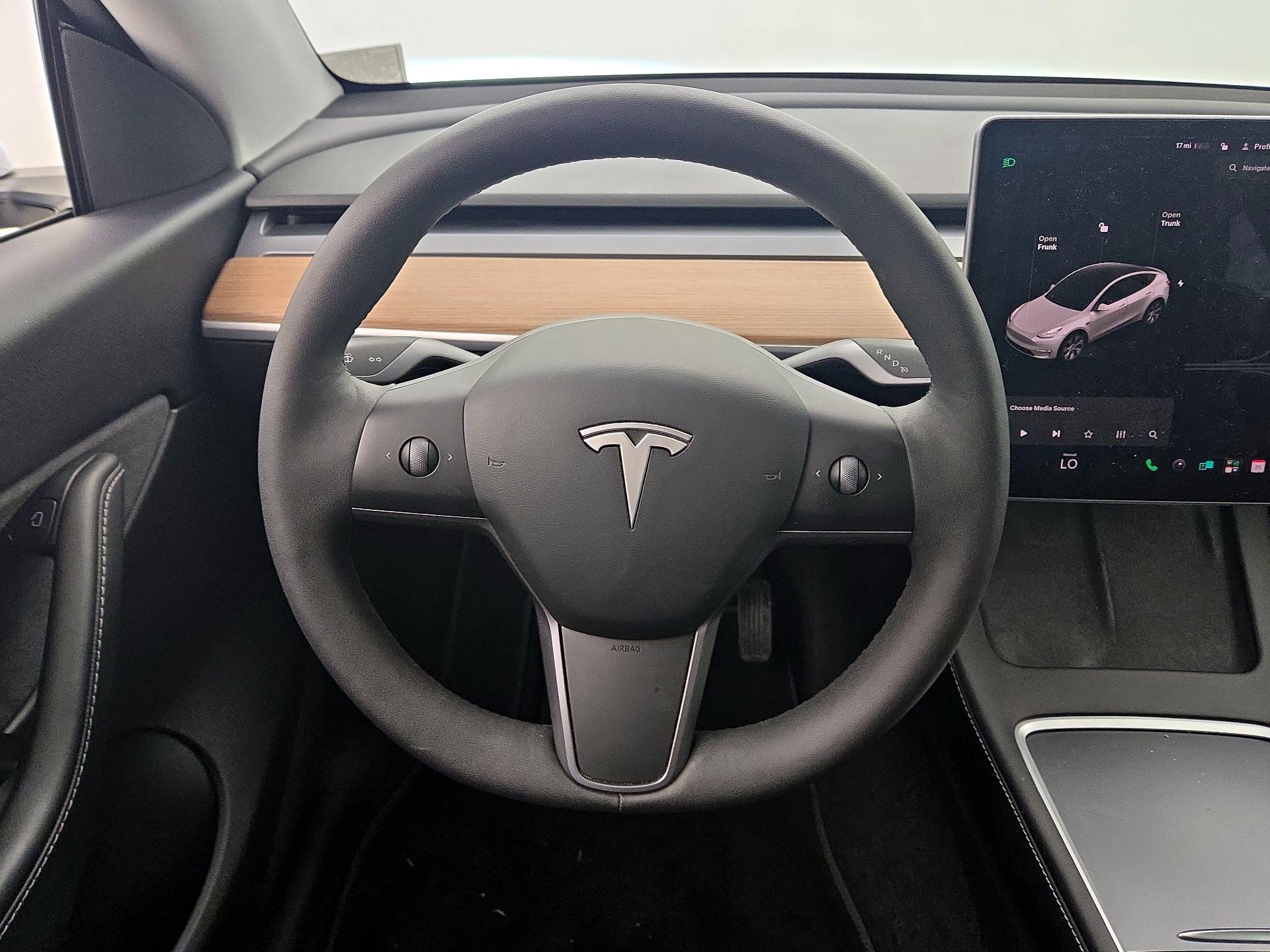Thumbnail: 2021 Tesla Model Y - 10