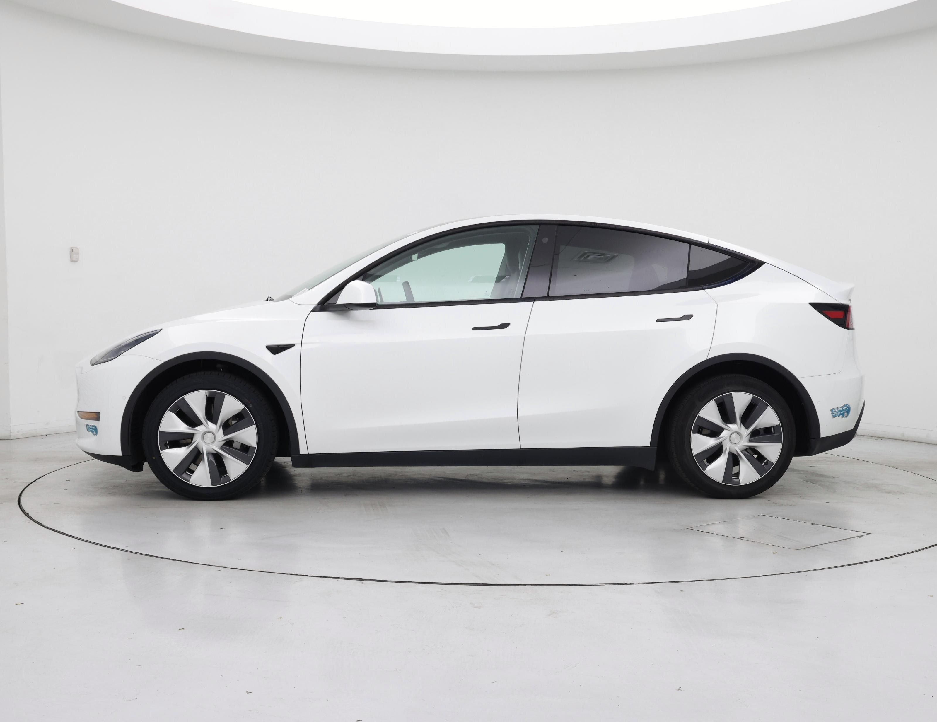 Thumbnail: 2021 Tesla Model Y - 3