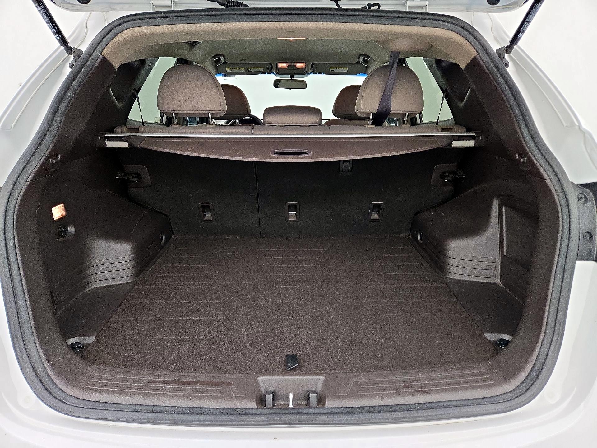 Thumbnail: 2015 Hyundai Tucson - 19