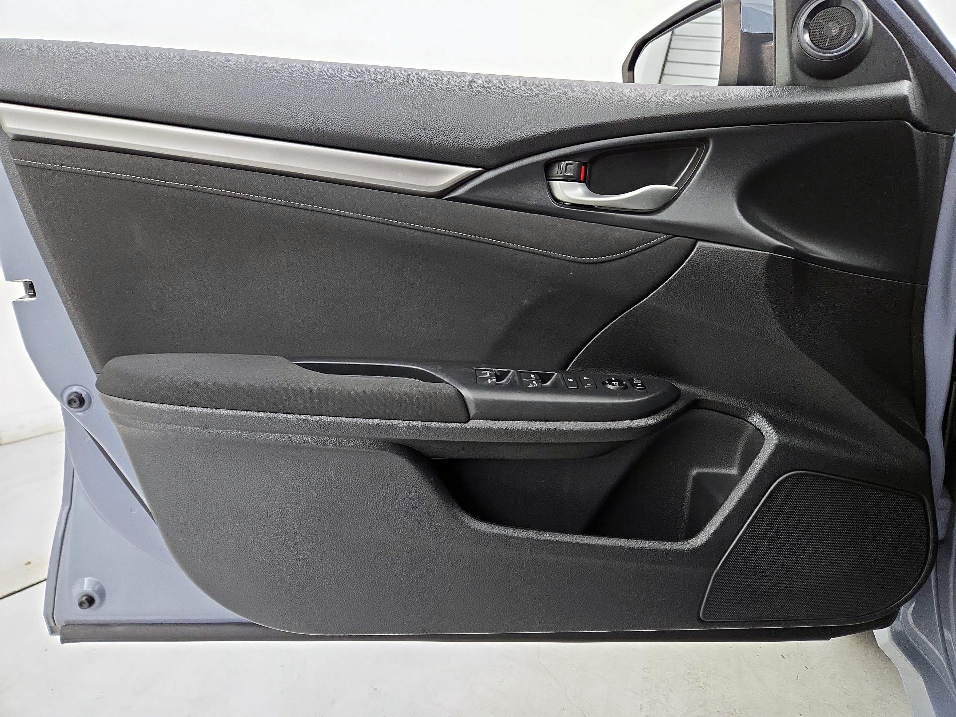 Thumbnail: 2019 Honda Civic - 12