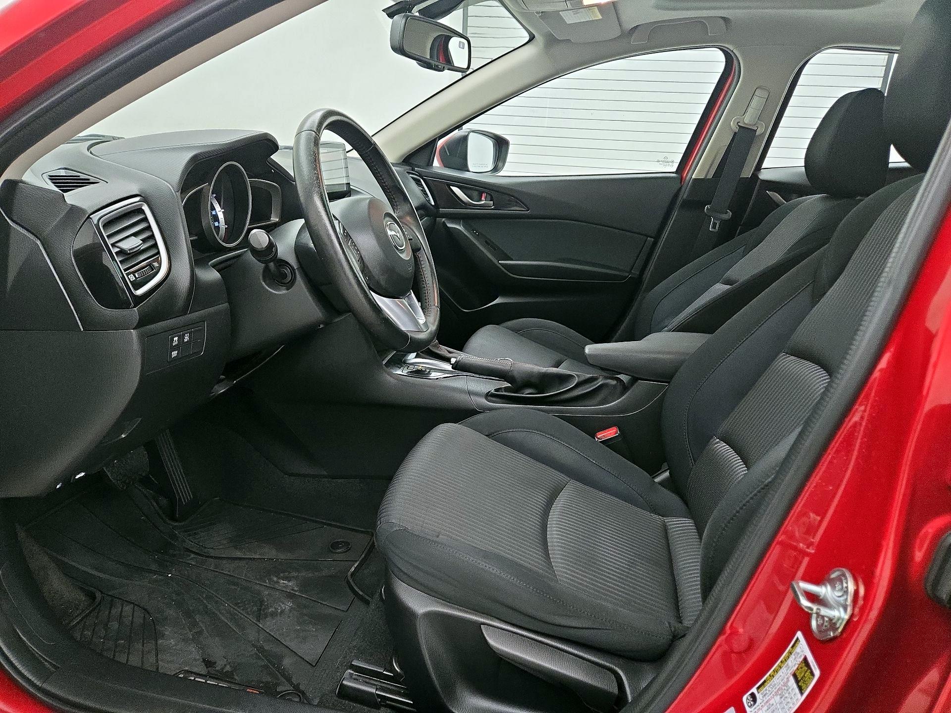Thumbnail: 2016 Mazda Mazda3 - 11