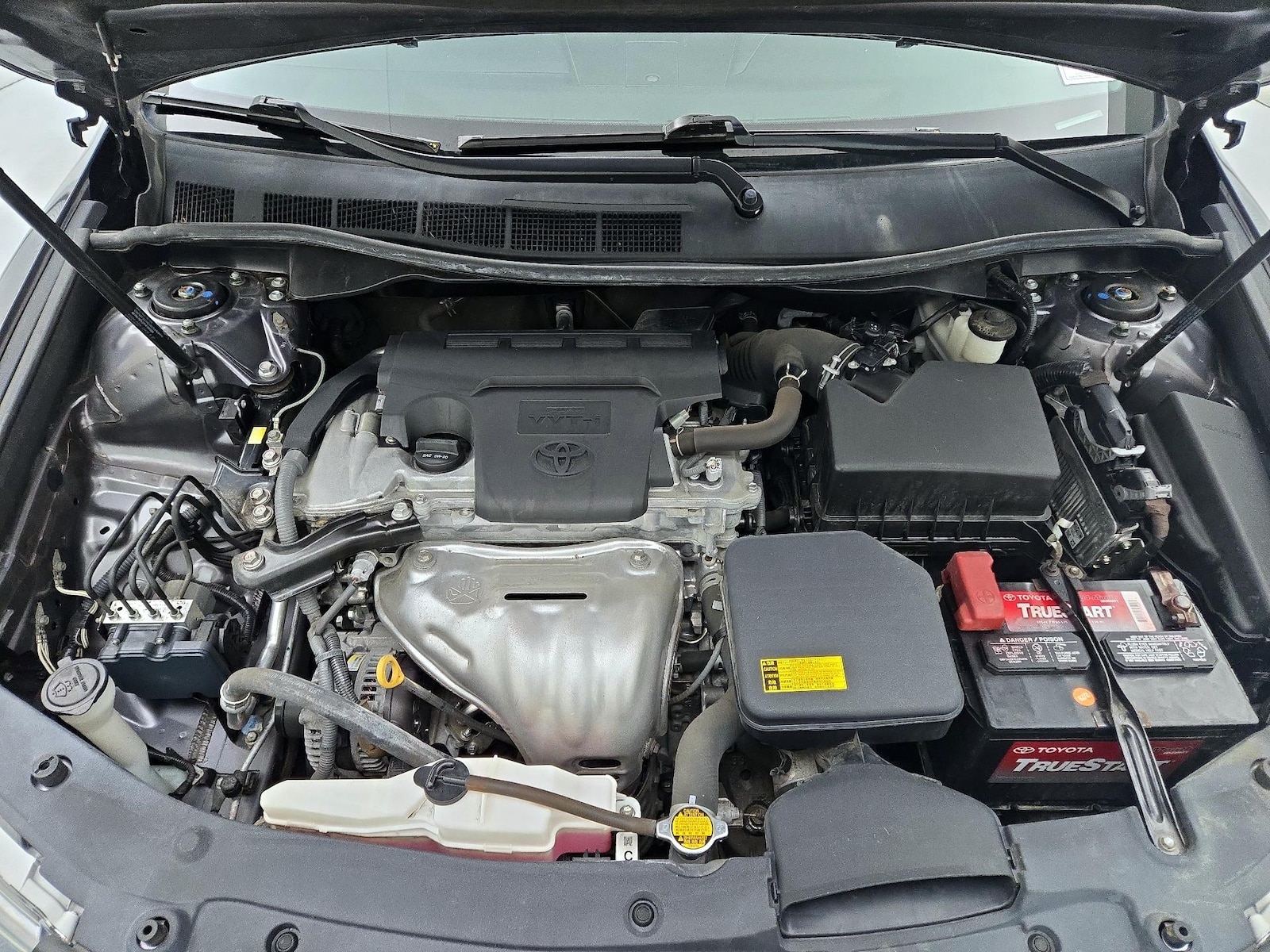 2014 Toyota Camry SE - Photo 21
