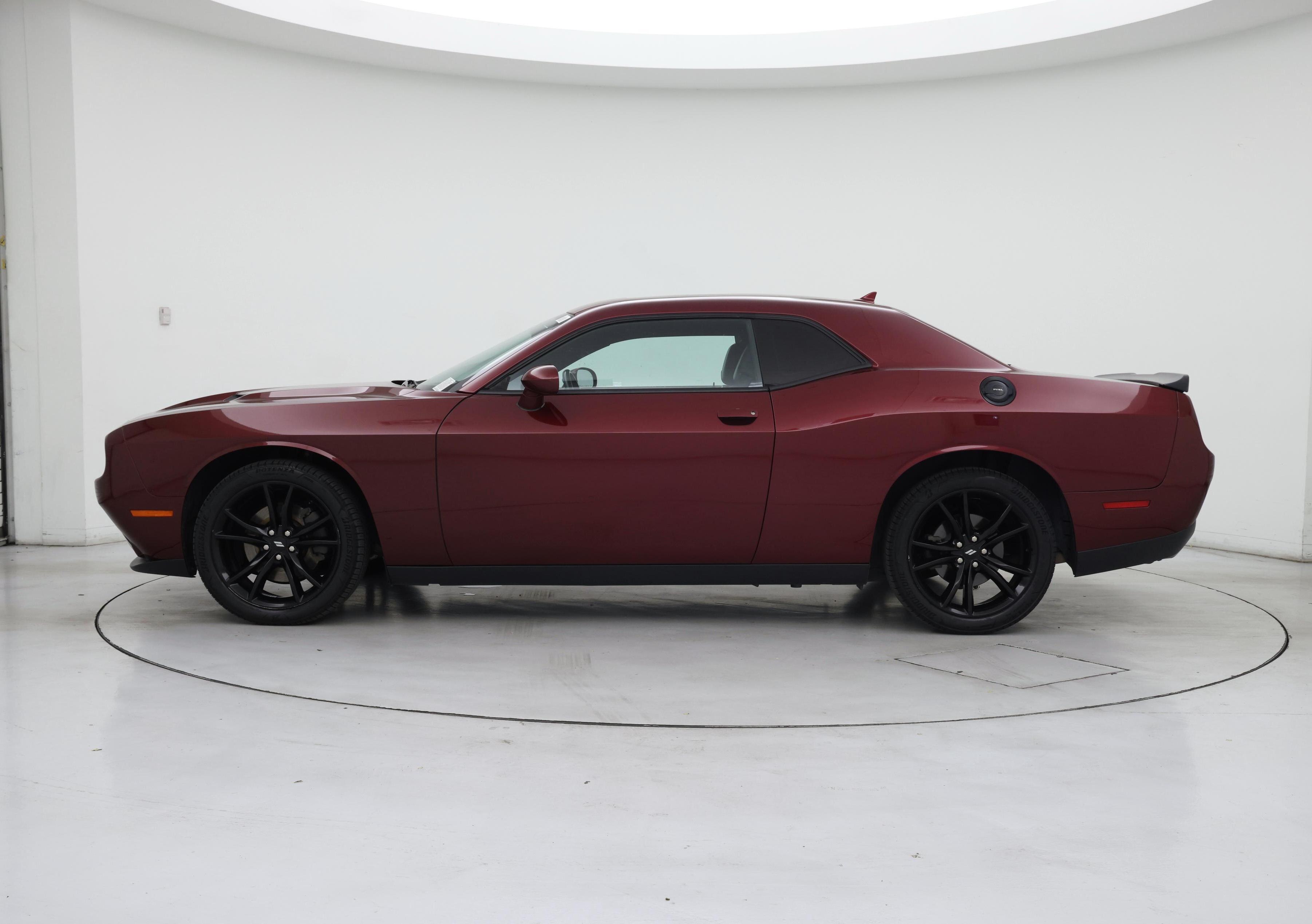 Thumbnail: 2018 Dodge Challenger - 3
