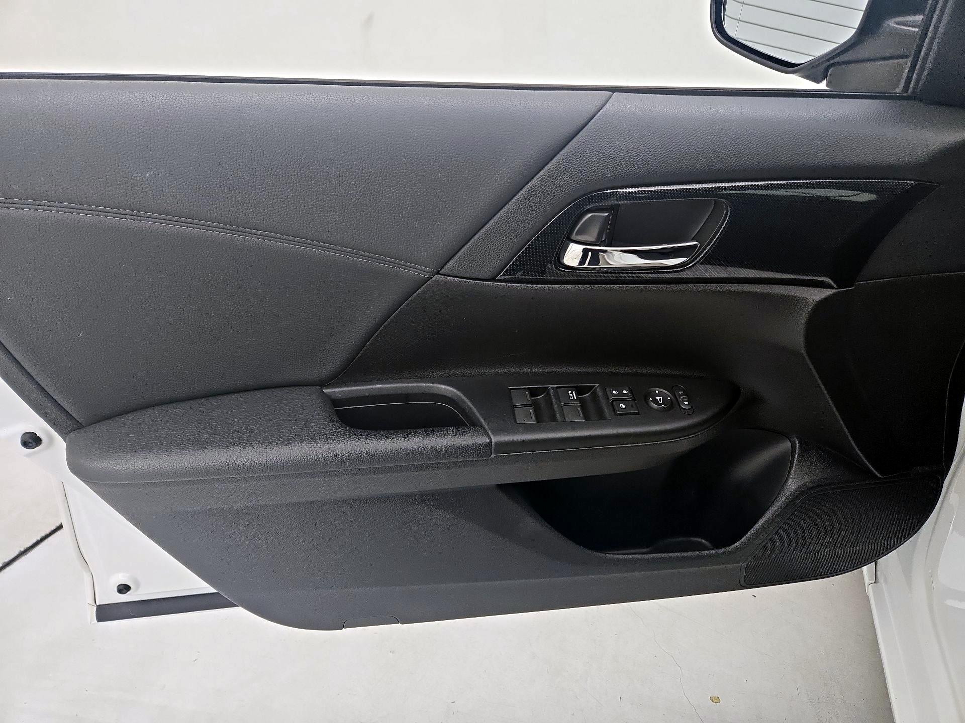 Thumbnail: 2014 Honda Accord - 12