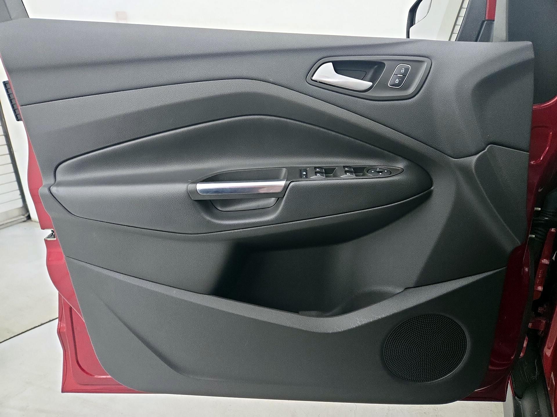Thumbnail: 2017 Ford C-Max - 12