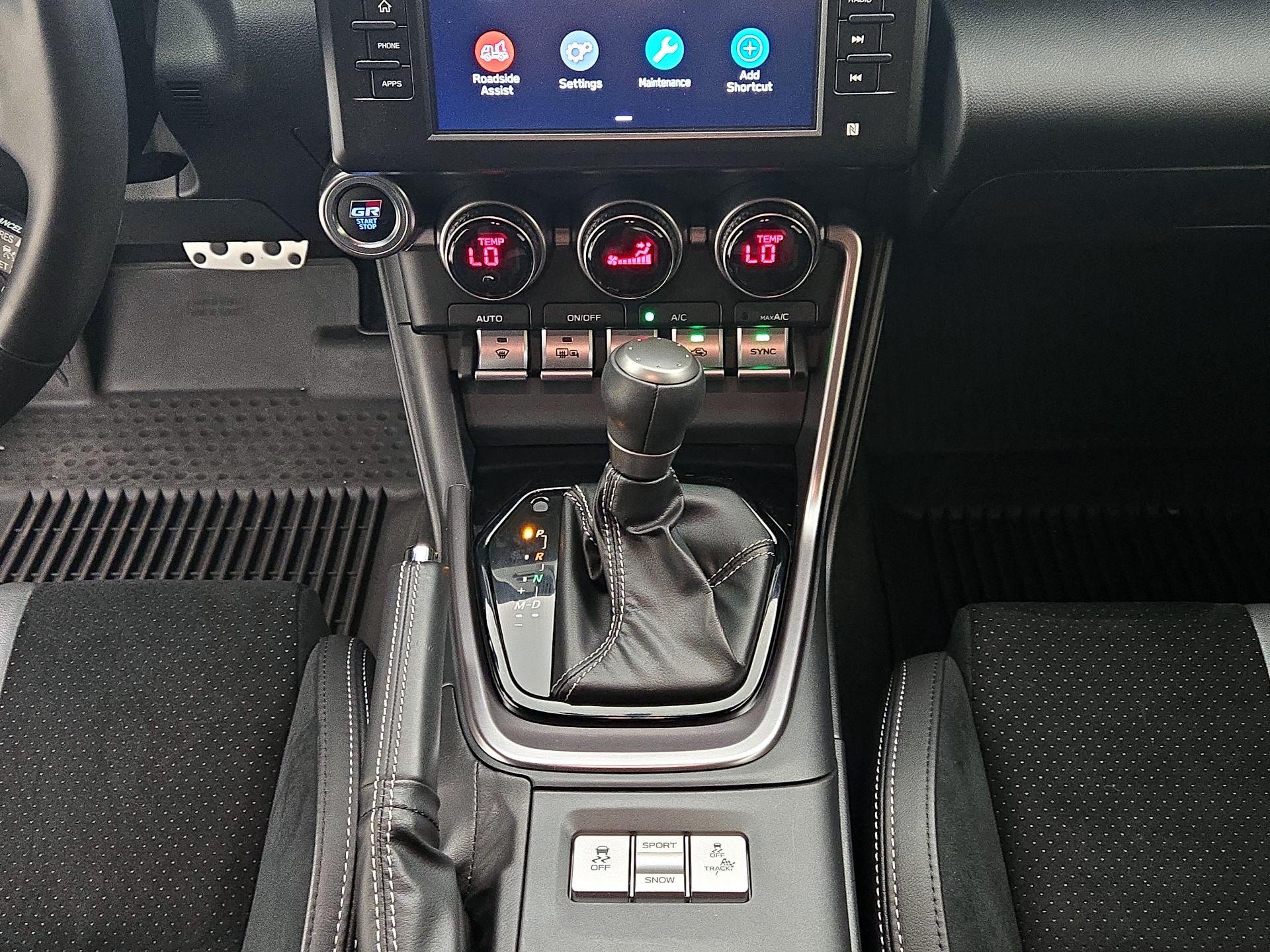 Thumbnail: 2024 Toyota GR86 - 16