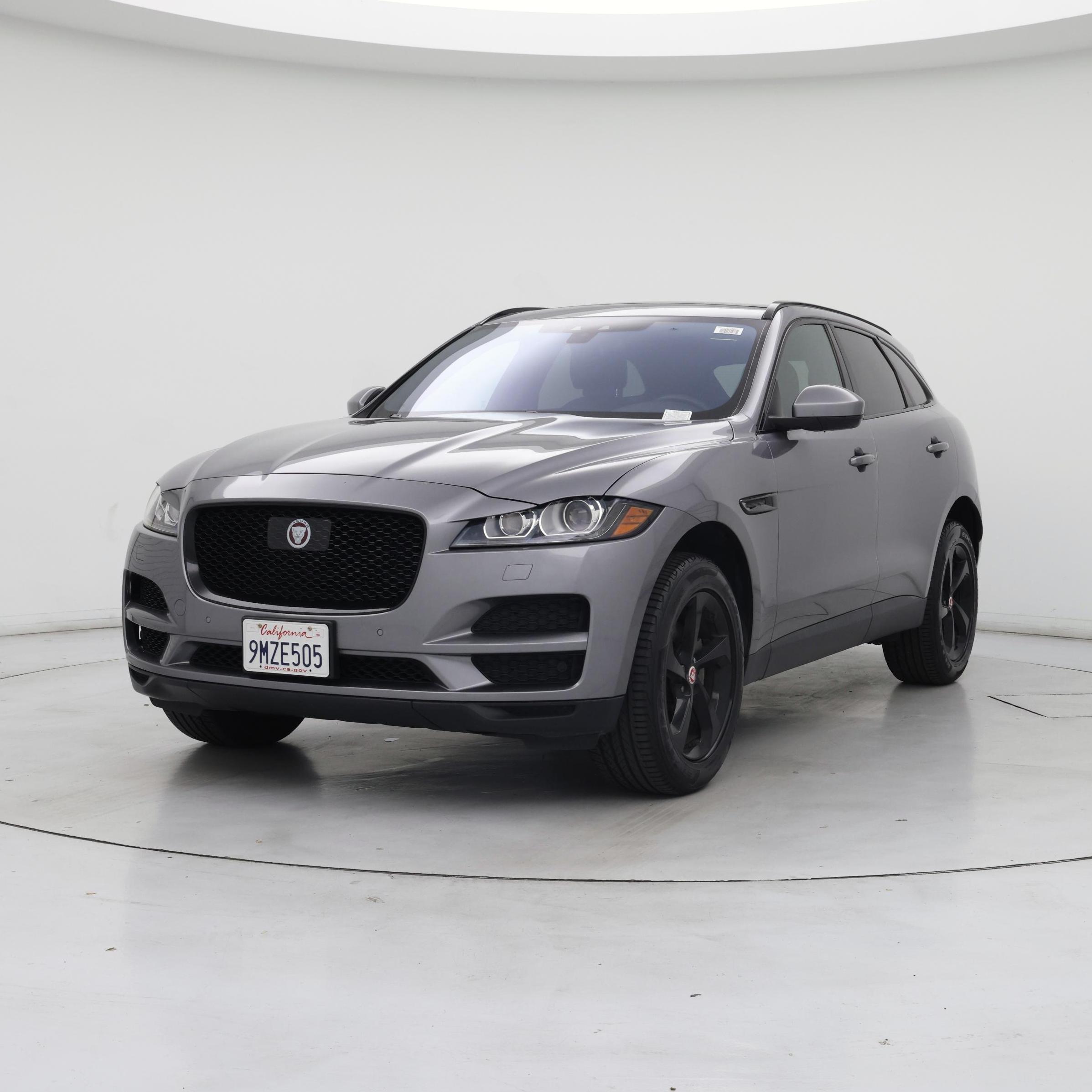 Thumbnail: 2020 Jaguar F-Pace - 4