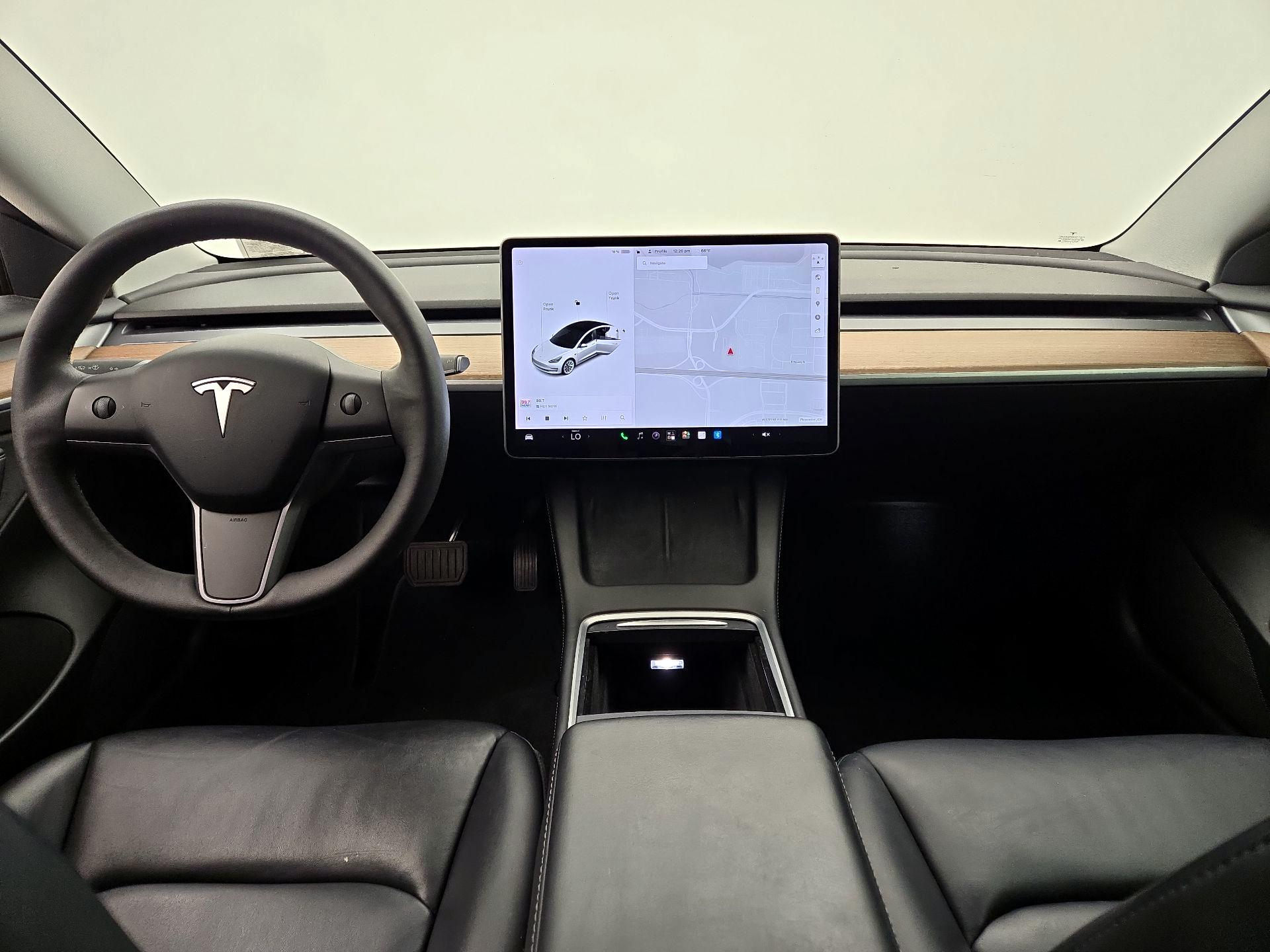 Thumbnail: 2021 Tesla Model 3 - 9