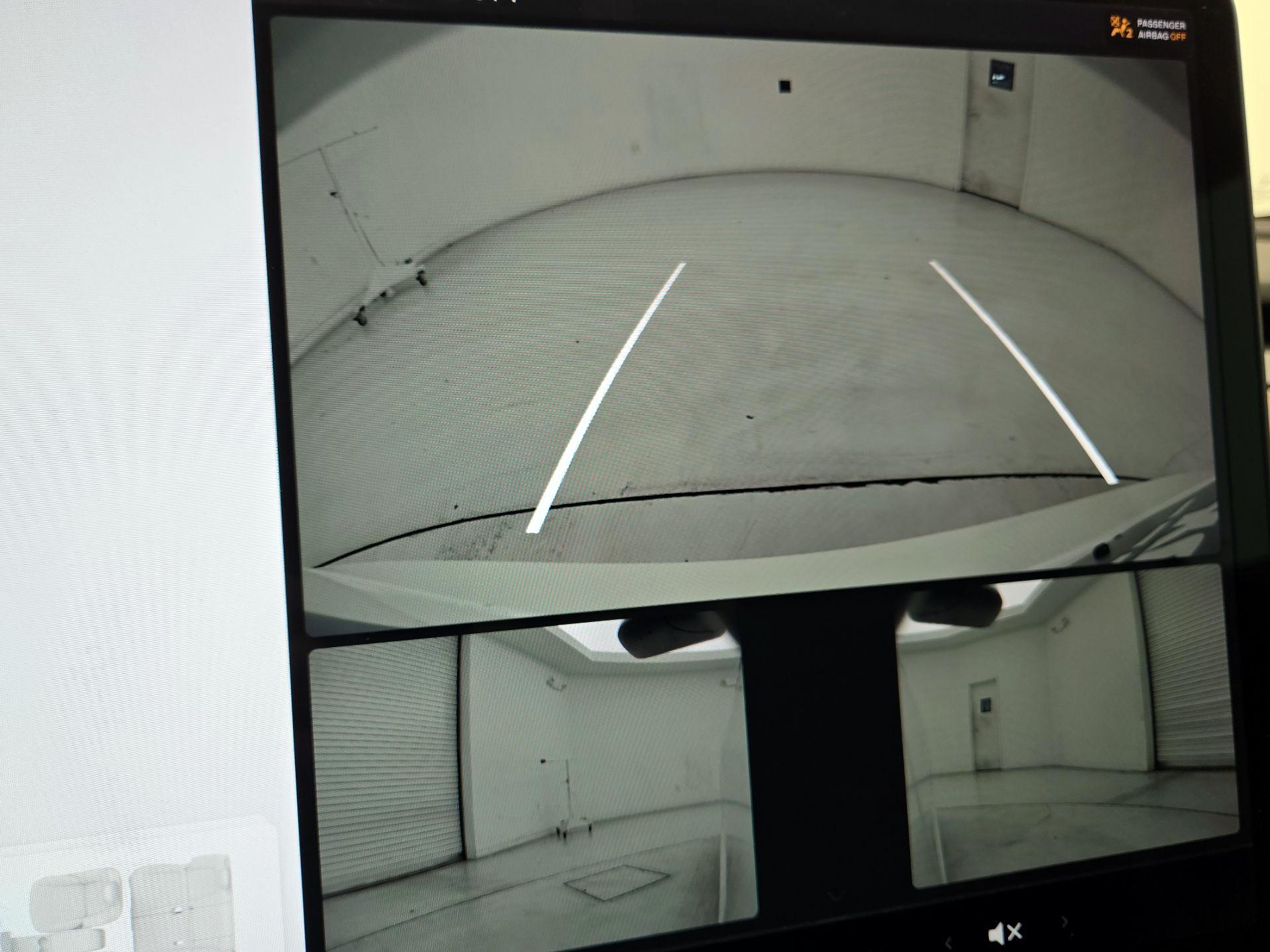 Thumbnail: 2021 Tesla Model 3 - 14