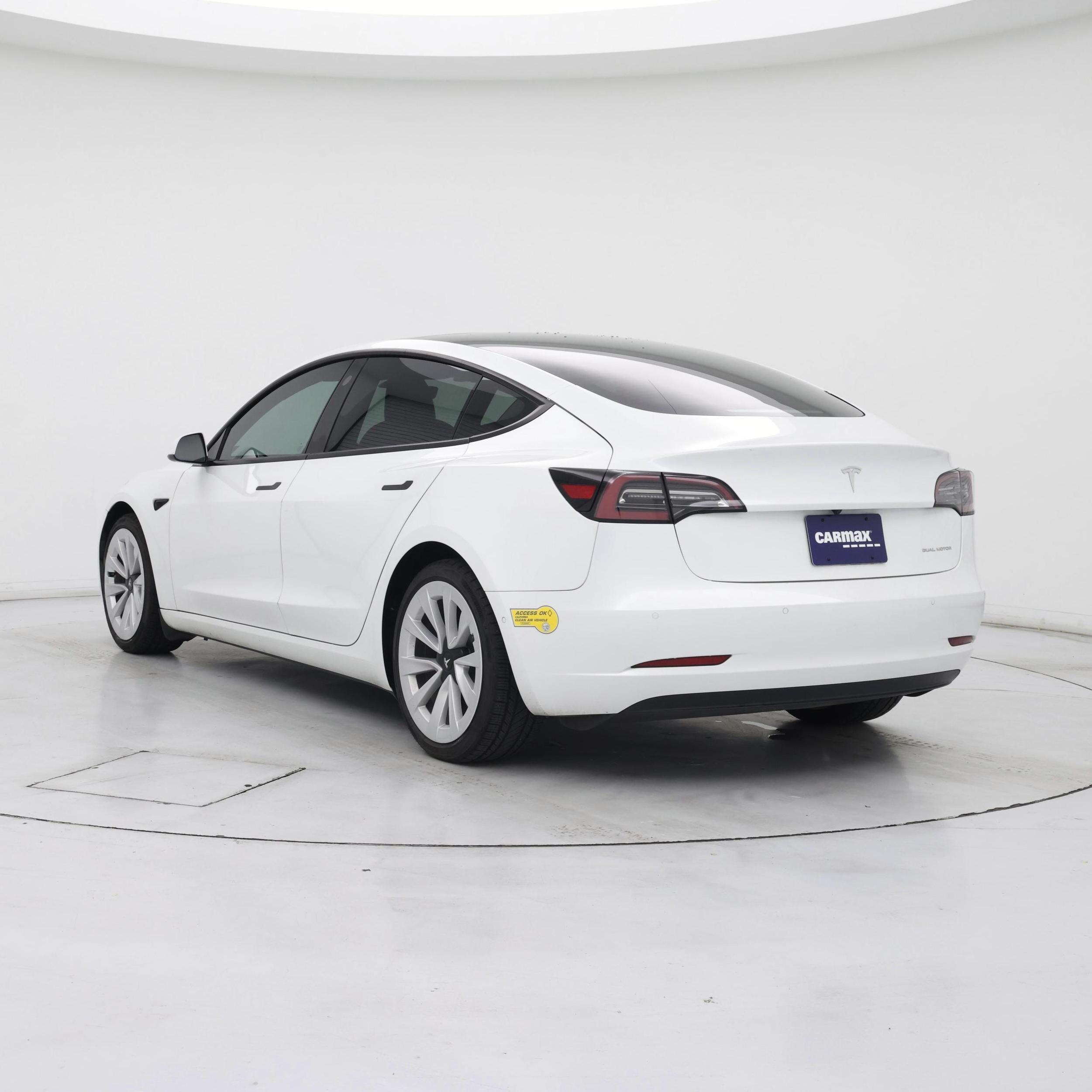 Thumbnail: 2021 Tesla Model 3 - 2